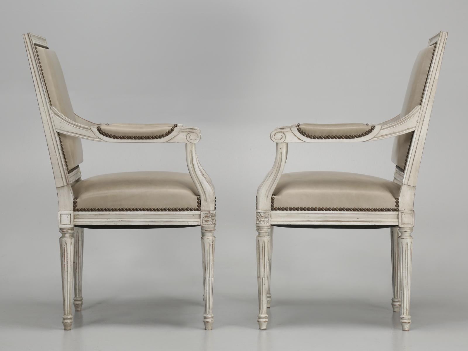 French Louis XVI Armchairs Hand-Made in France Finishing, Upholstery in Chicago For Sale 4