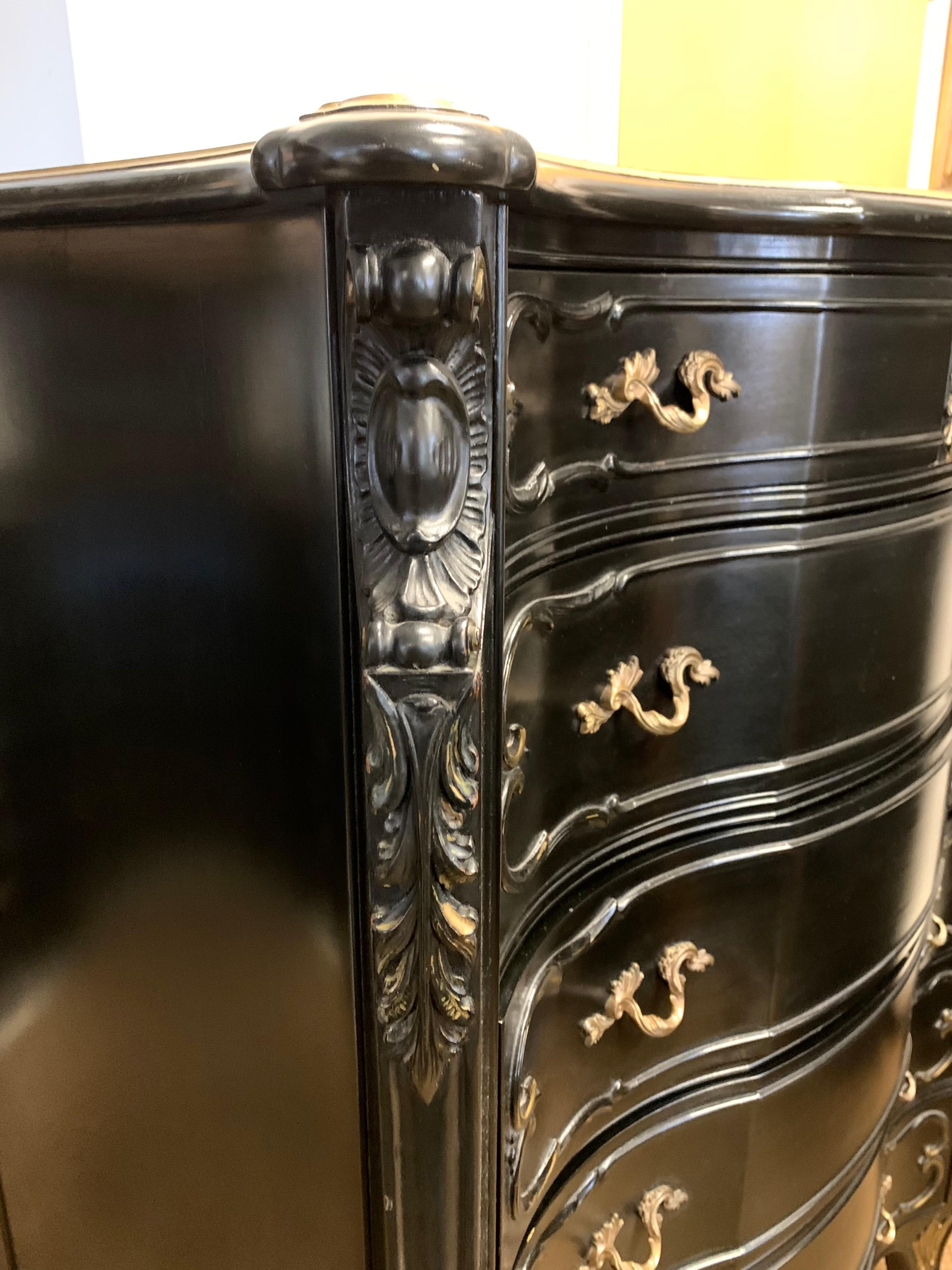 black french chest of drawers