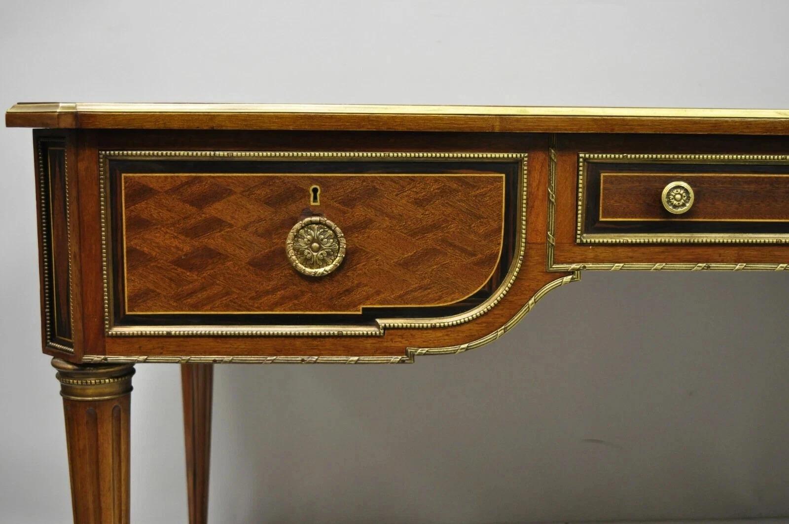 Luigi XVI French Louis XVI Black Leather Top Bureau Plat Desk by Simón Loscertales Bona in vendita