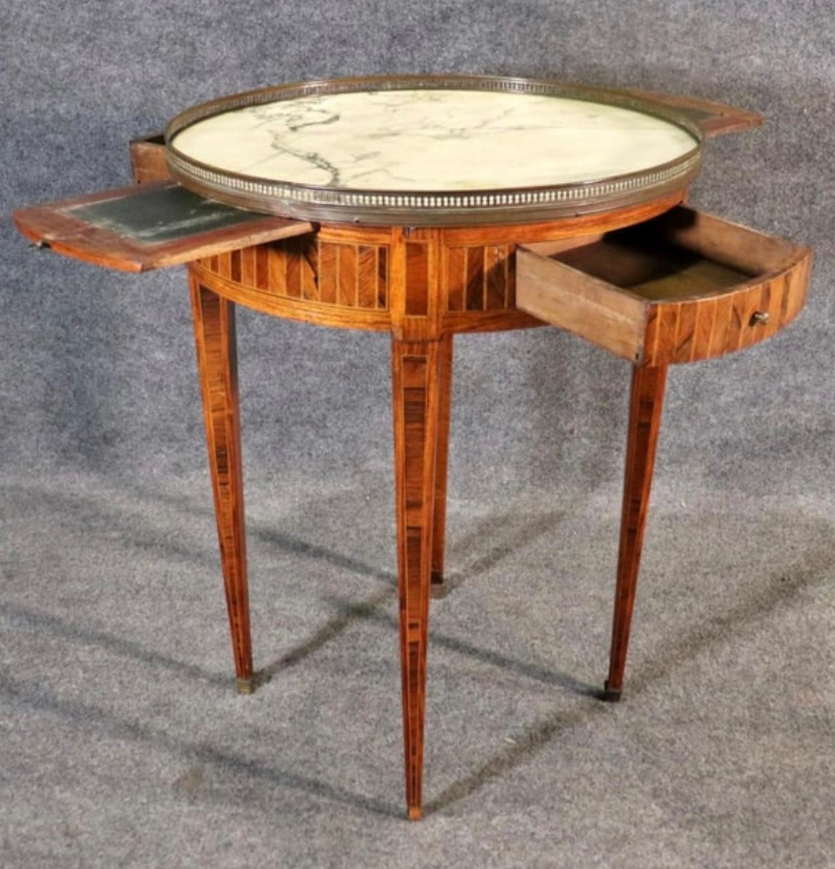 French Louis XVI Bouillotte Table, C. 1800 For Sale 1