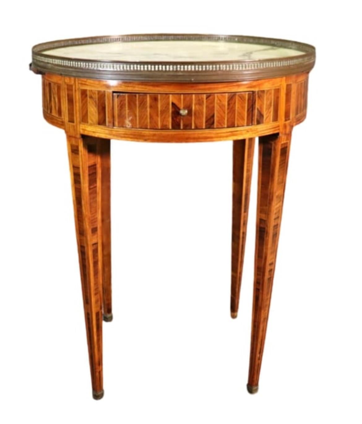 French Louis XVI Bouillotte Table, C. 1800 For Sale 2