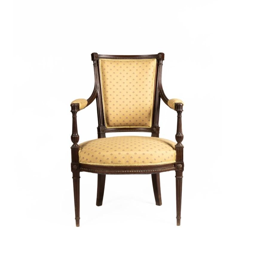 French Louis XVI Carved Living Room Set, 19th Century For Sale 12