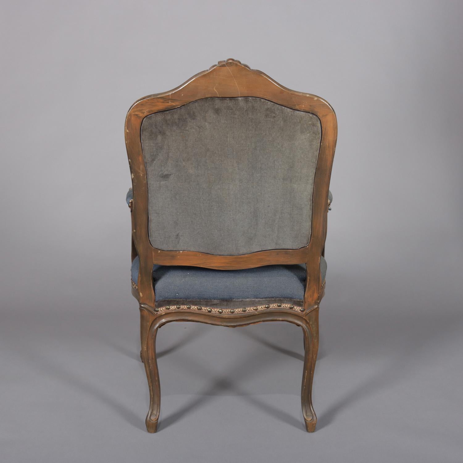 French Louis XVI Carved Walnut and Needlepoint Upholstered Armchair, circa 1950 (Geschnitzt)