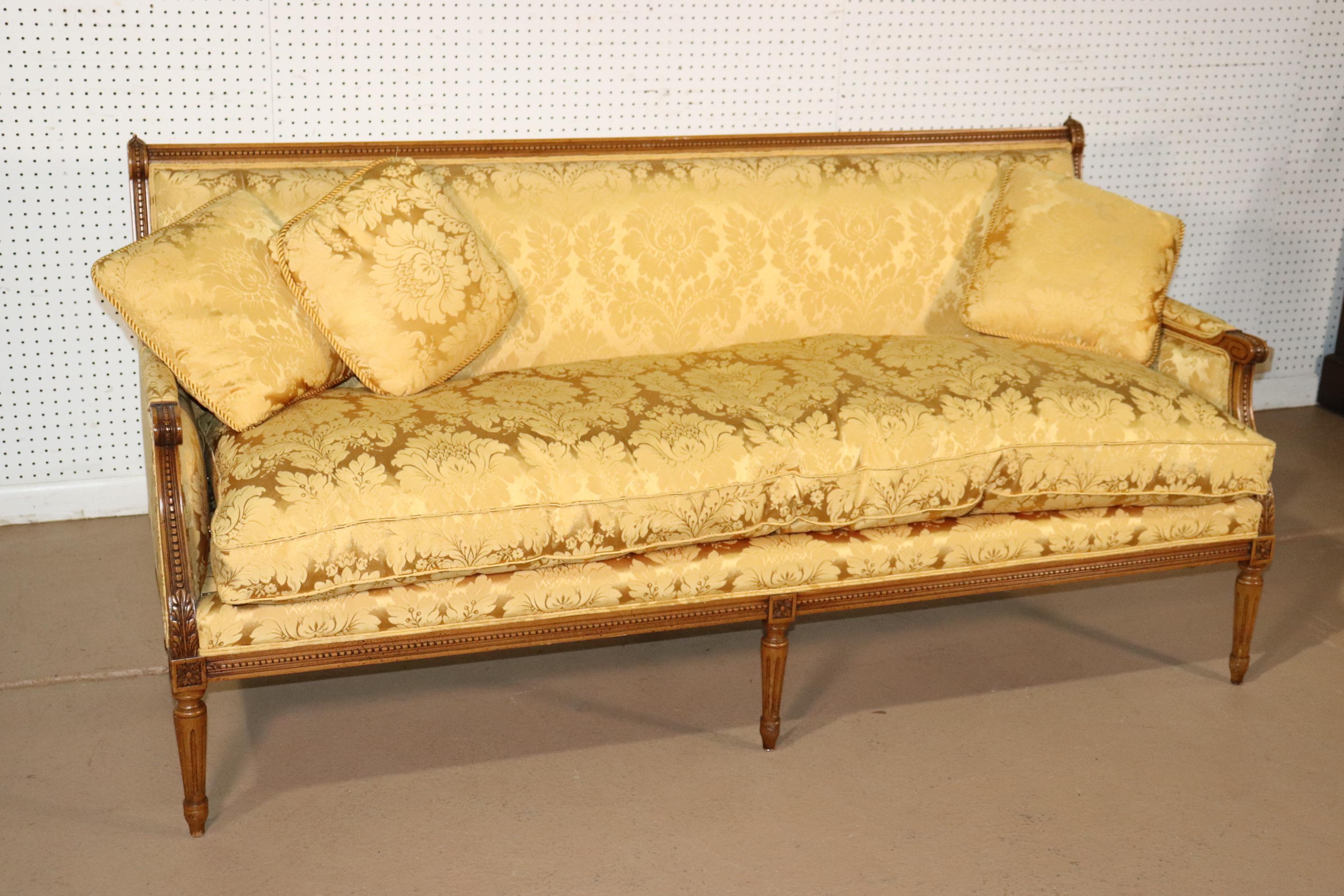 French Louis XVI Carved Walnut Yellow Damask Settee Canape, Circa 1960 1