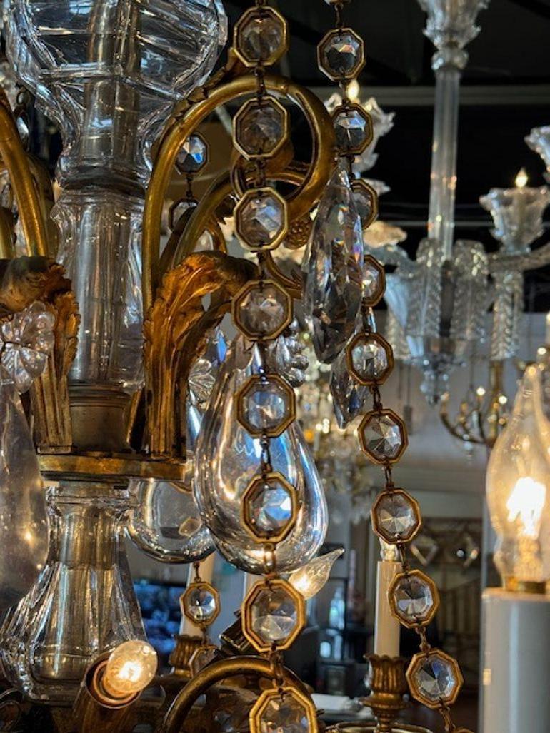 Bronzo Lampadario francese Luigi XVI attribuito a Baccarat in vendita