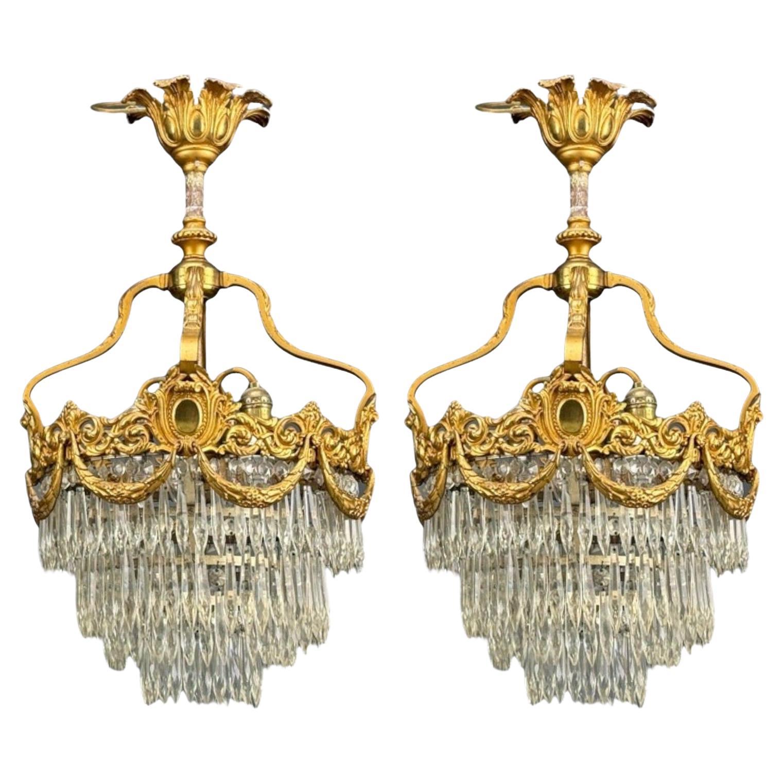 Lámparas francesas Luis XVI, Bronce Dore, Cristal, Francia, Siglo XIX en venta