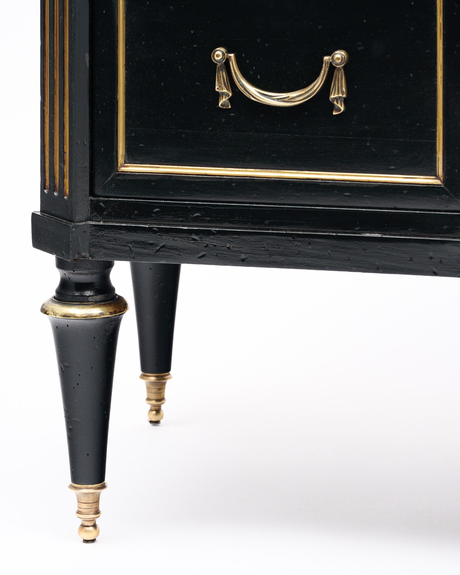 Inizio XX secolo Cassettiera francese Luigi XVI in vendita