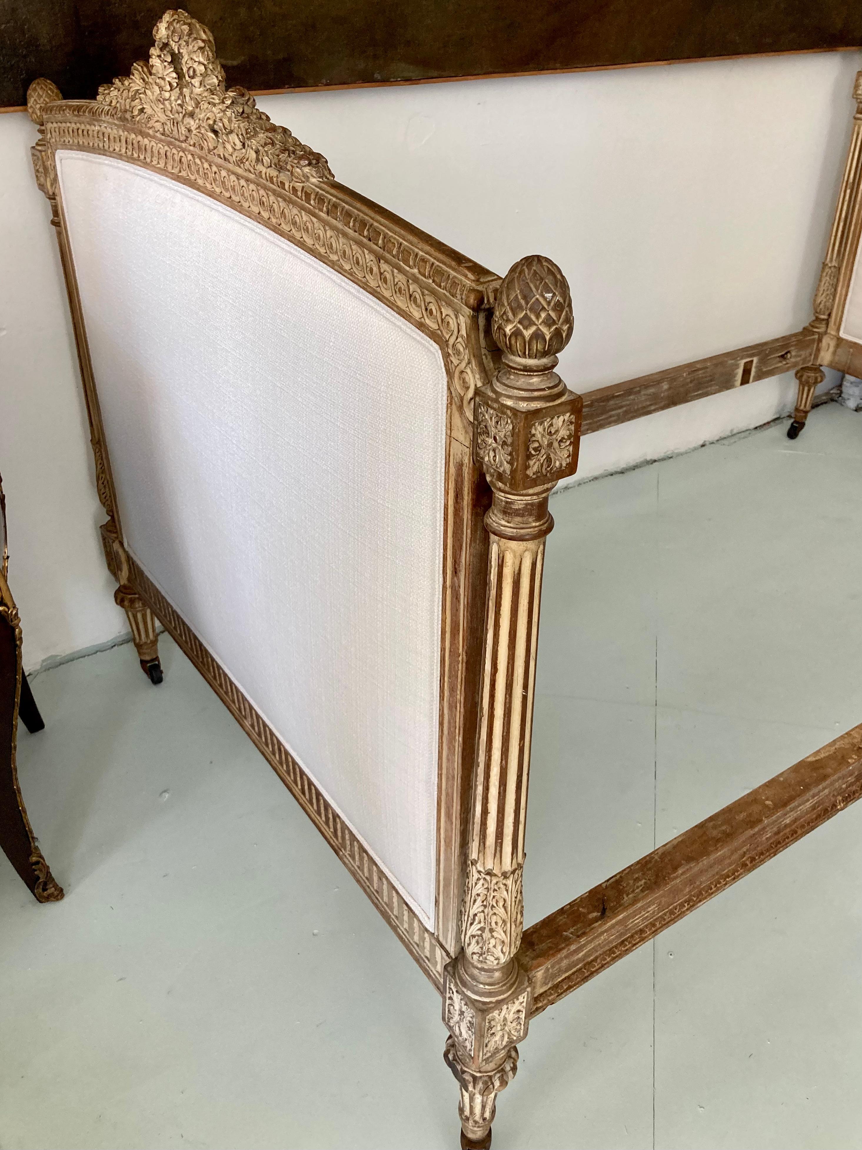 19th Century French Louis XVI Daybed For Sale