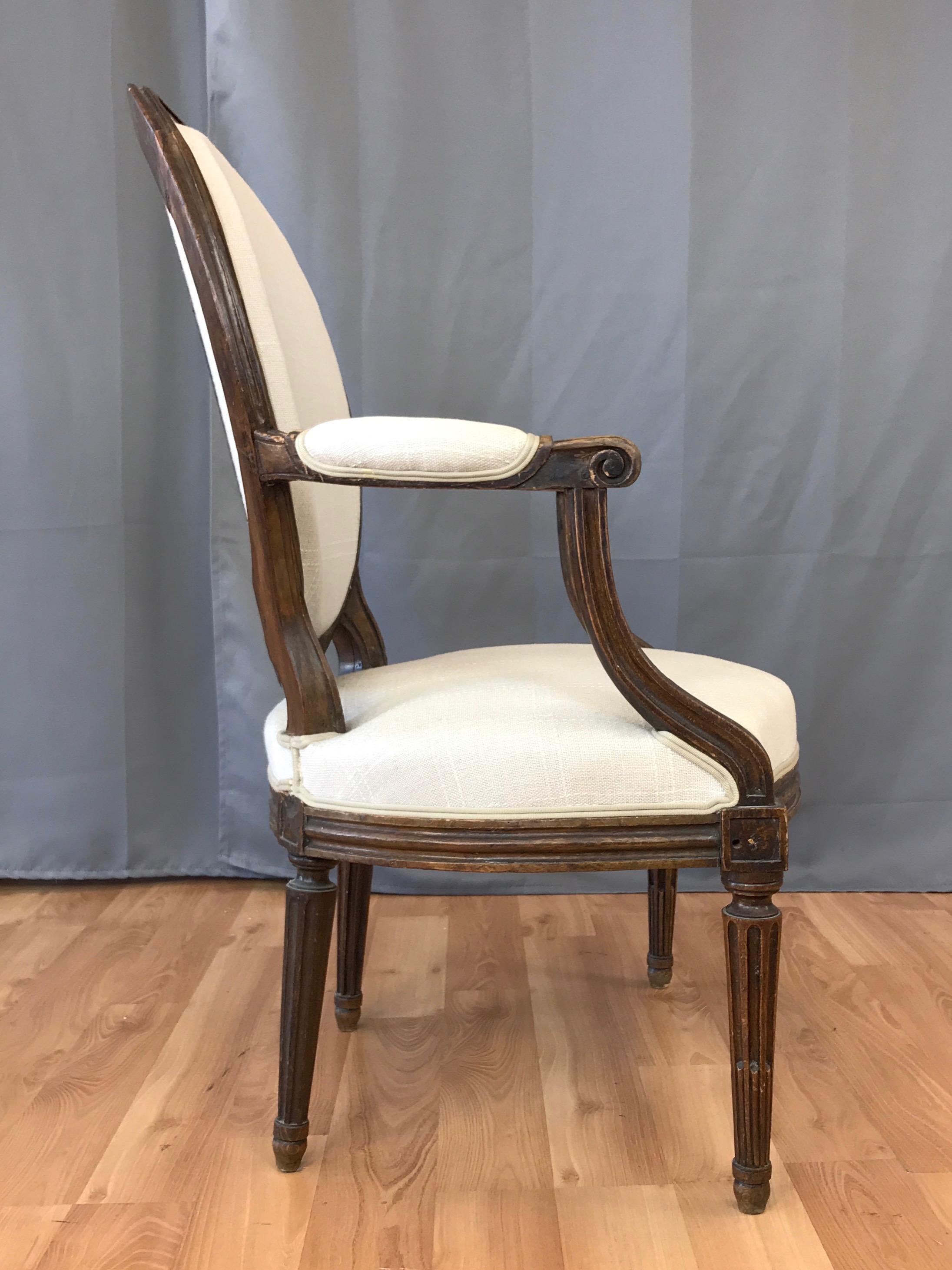 Linen French Louis XVI Fauteuil by Martin Jullien, Mid-18th Century 