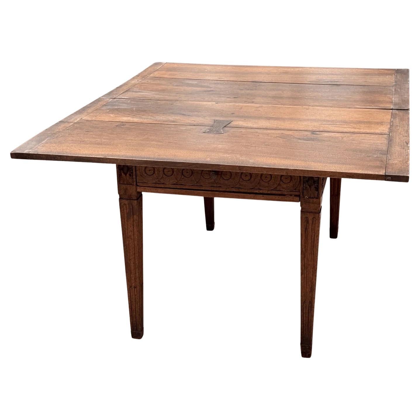 French Louis XVI Folding table, late 18th century, walnut For Sale