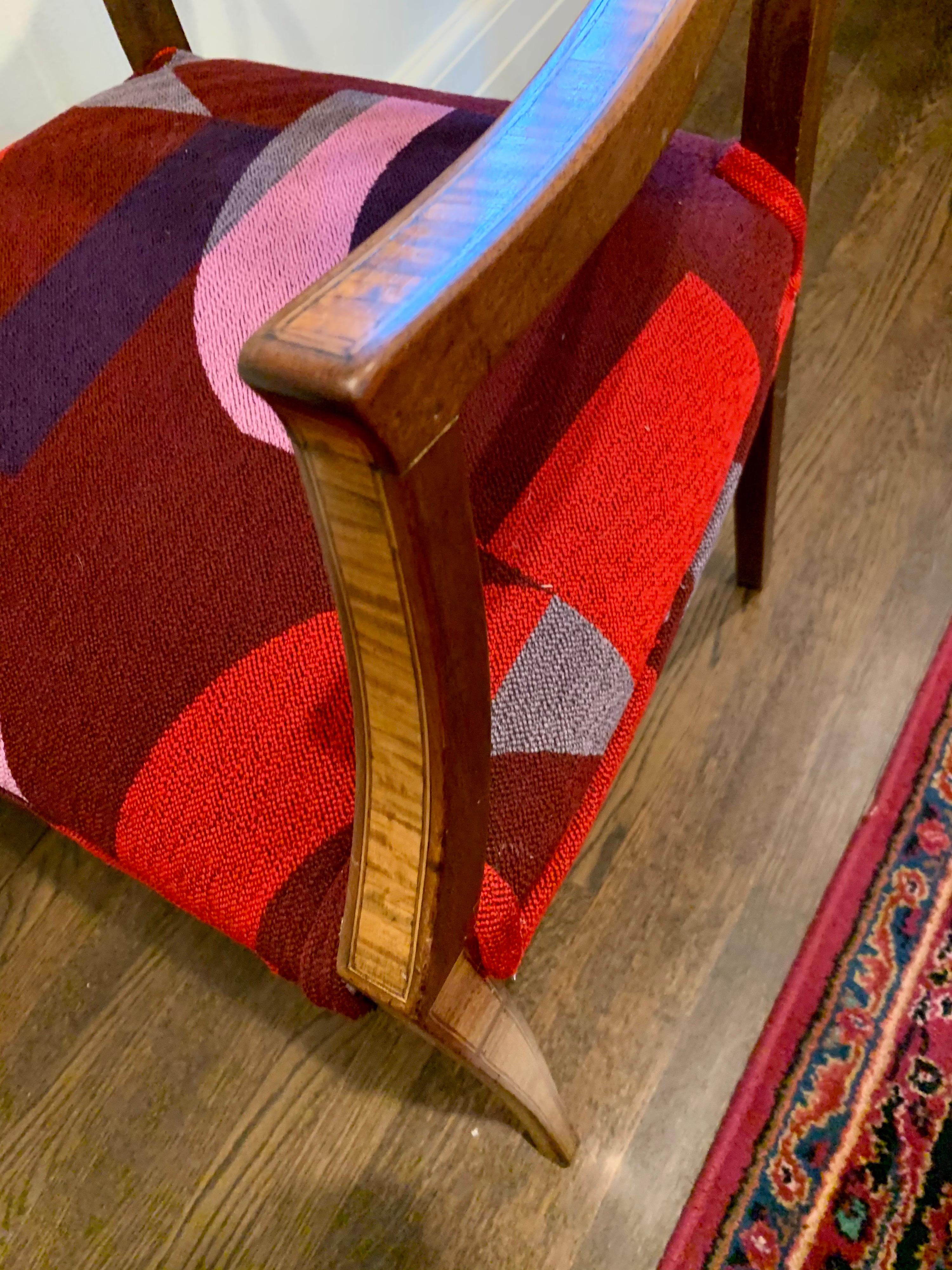Sessel aus Obstholz im Louis-XVI-Stil mit neuem Herman Miller-Stoff im Angebot 2