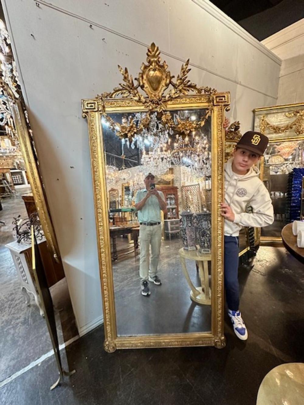 French Louis XVI Giltwood Mirror For Sale 6