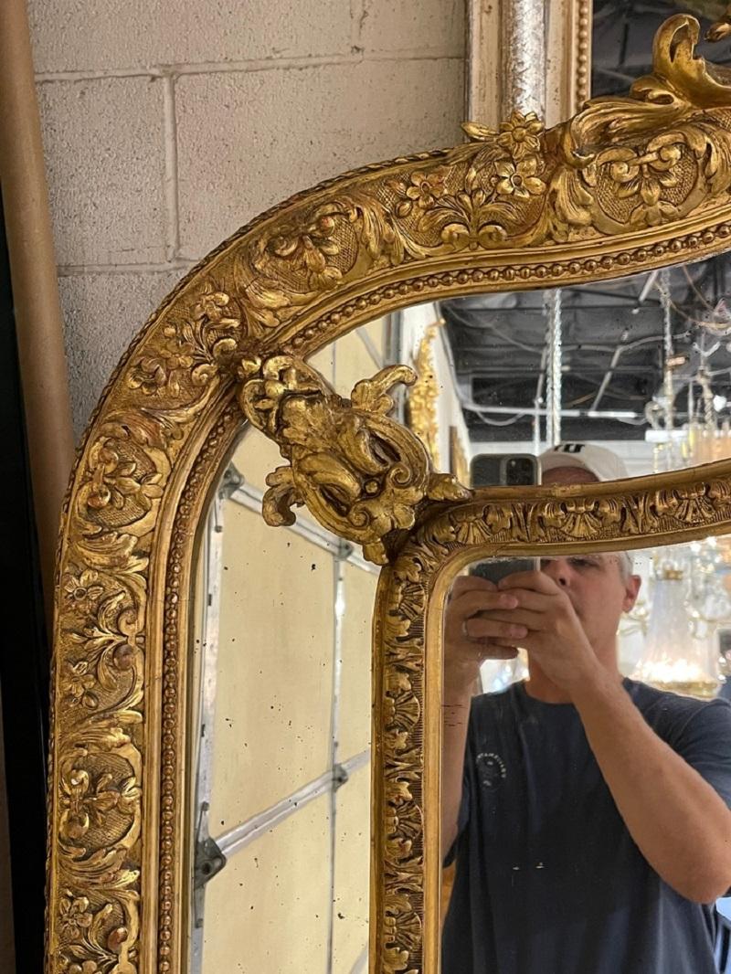 19th Century French Louis XVI Giltwood Mirror For Sale