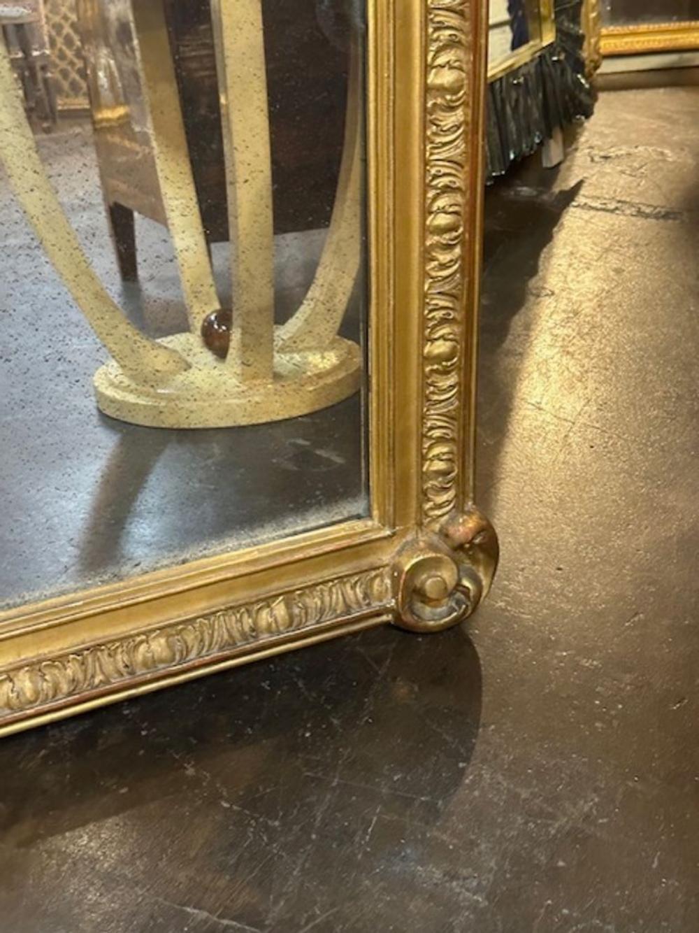 Specchio francese Luigi XVI in legno dorato in vendita 4