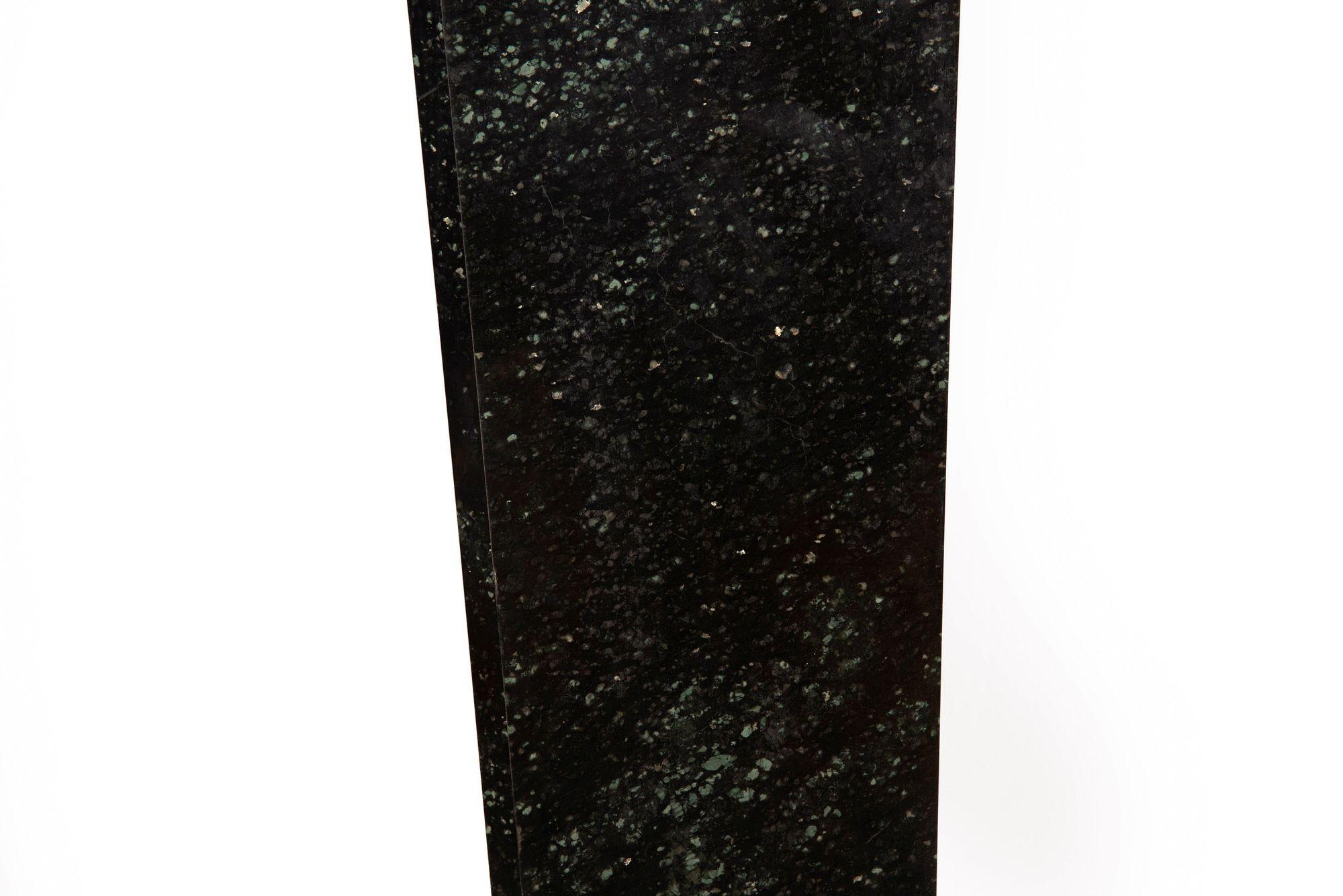 Französischer Louis XVI Grüner Marmor Bronze Pedestal Säule ca. 1880s im Angebot 4
