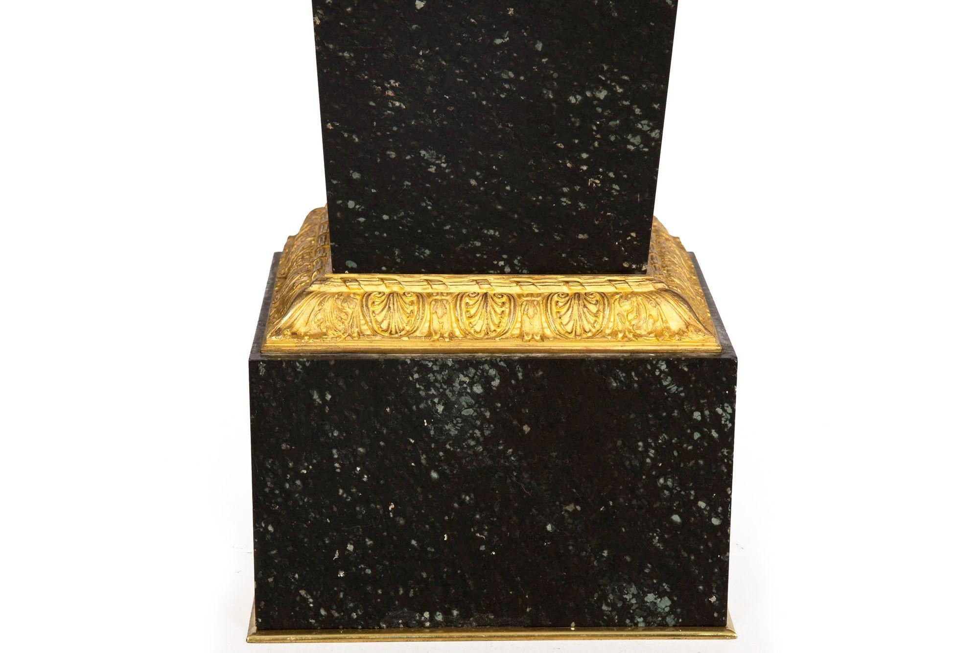 Französischer Louis XVI Grüner Marmor Bronze Pedestal Säule ca. 1880s im Angebot 5