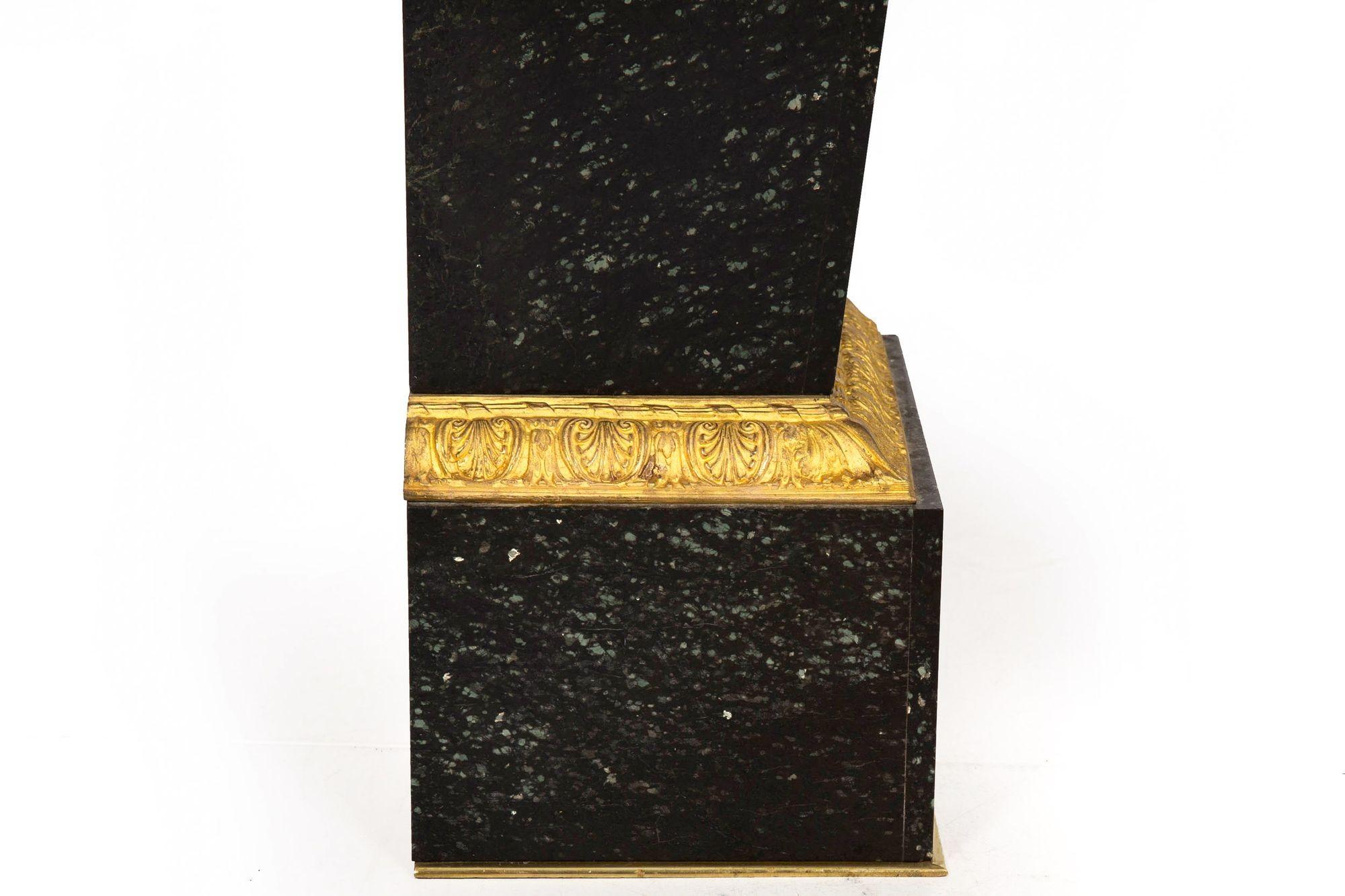 Französischer Louis XVI Grüner Marmor Bronze Pedestal Säule ca. 1880s im Angebot 10