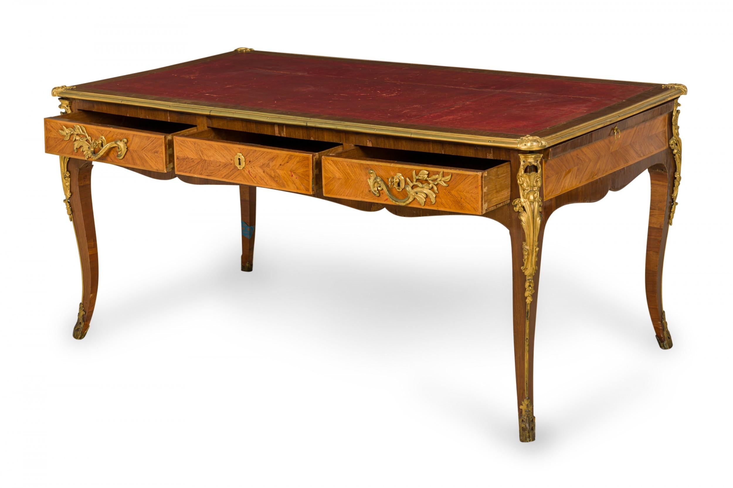 French Louis XVI Kingwood Veneer, Ormolu, and Red Leather Writing Desk In Good Condition For Sale In New York, NY