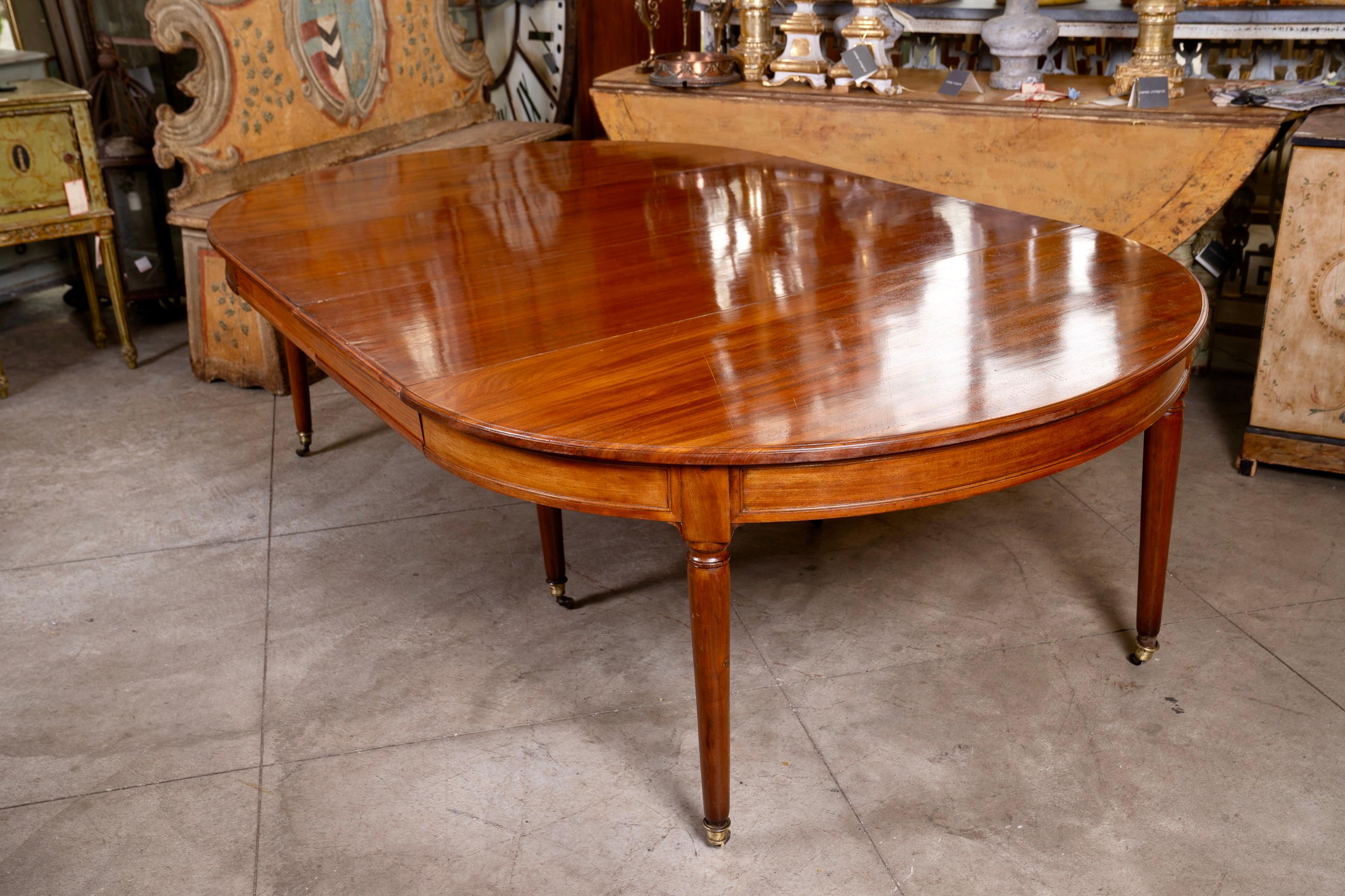 Hand-Crafted French Louis XVI Mahogany Extension Table For Sale
