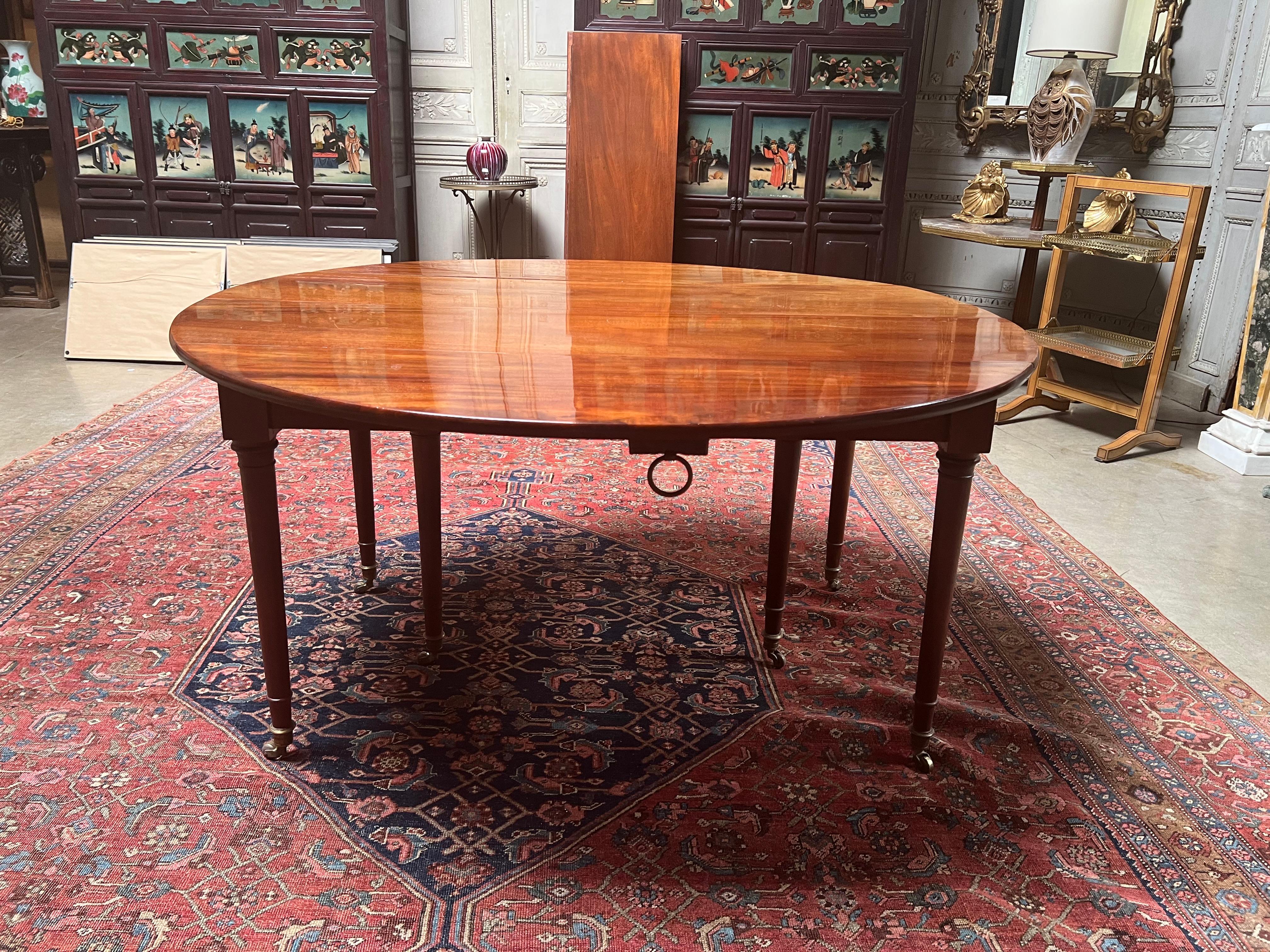 French Louis XVI Mahogany Extention Dining Table 10