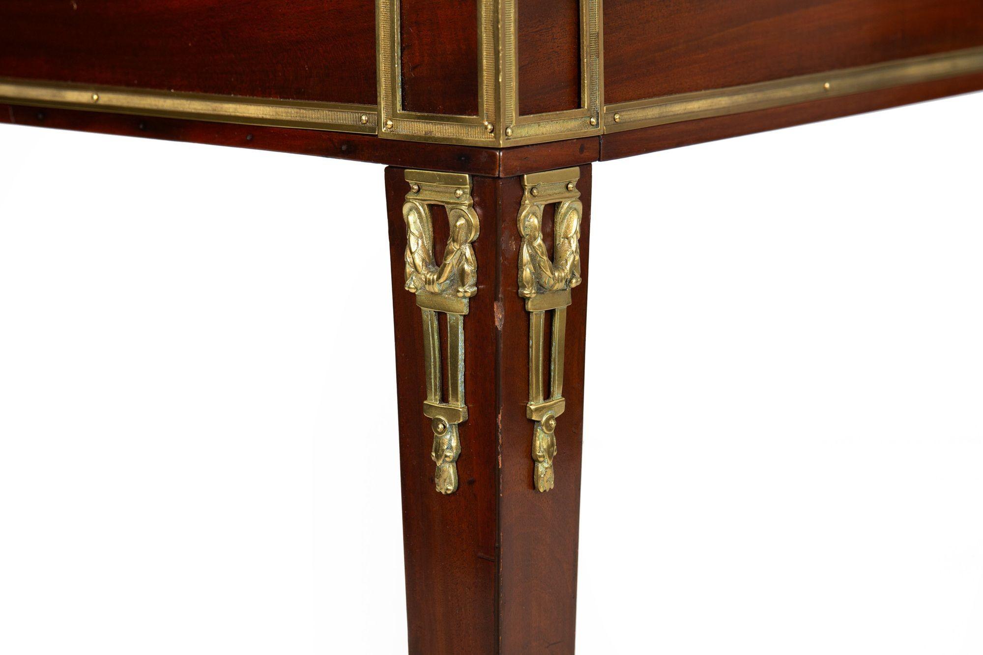 French Louis XVI Mahogany Writing Desk Tric-Trac Game Table circa 1785 For Sale 8