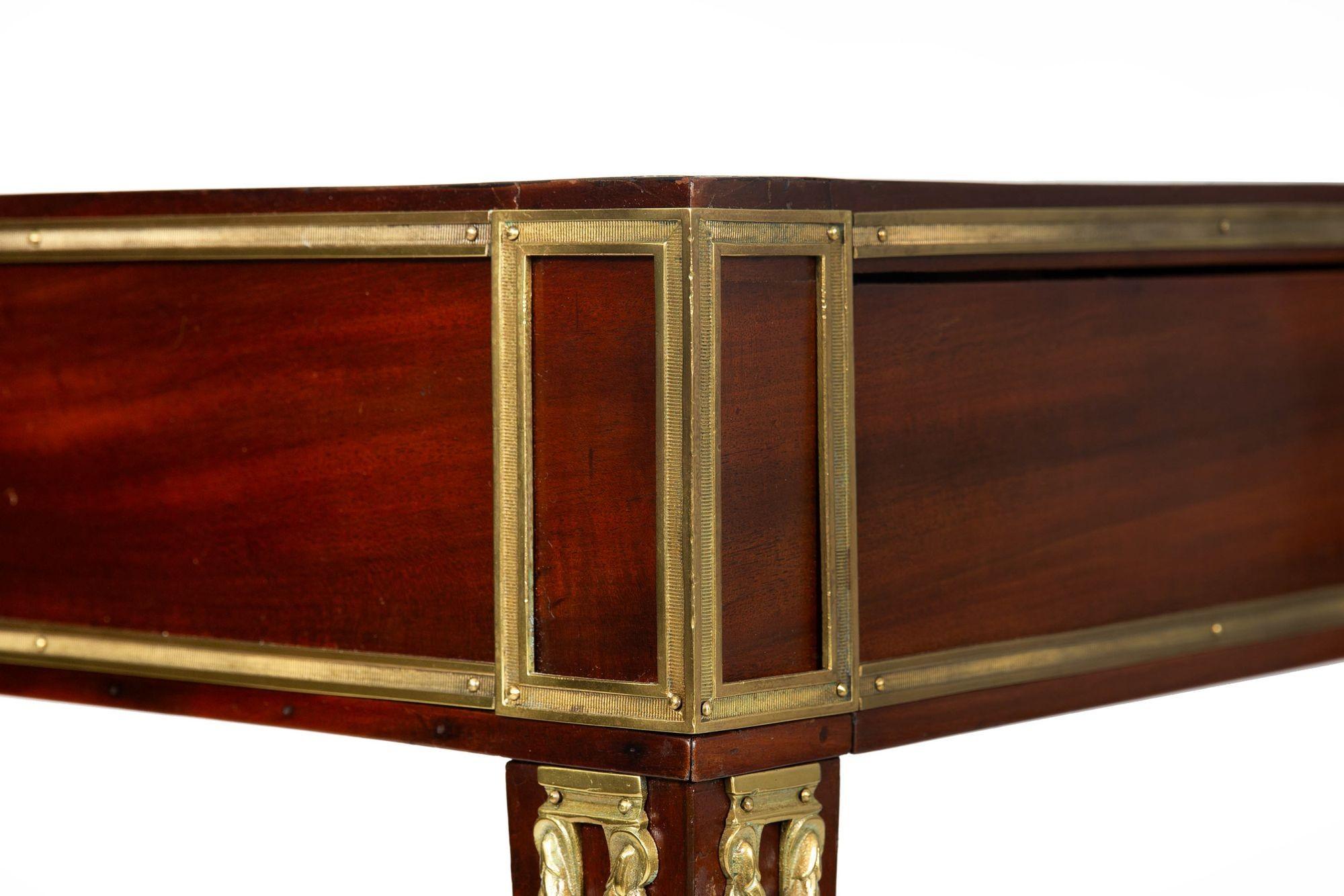 French Louis XVI Mahogany Writing Desk Tric-Trac Game Table circa 1785 For Sale 10