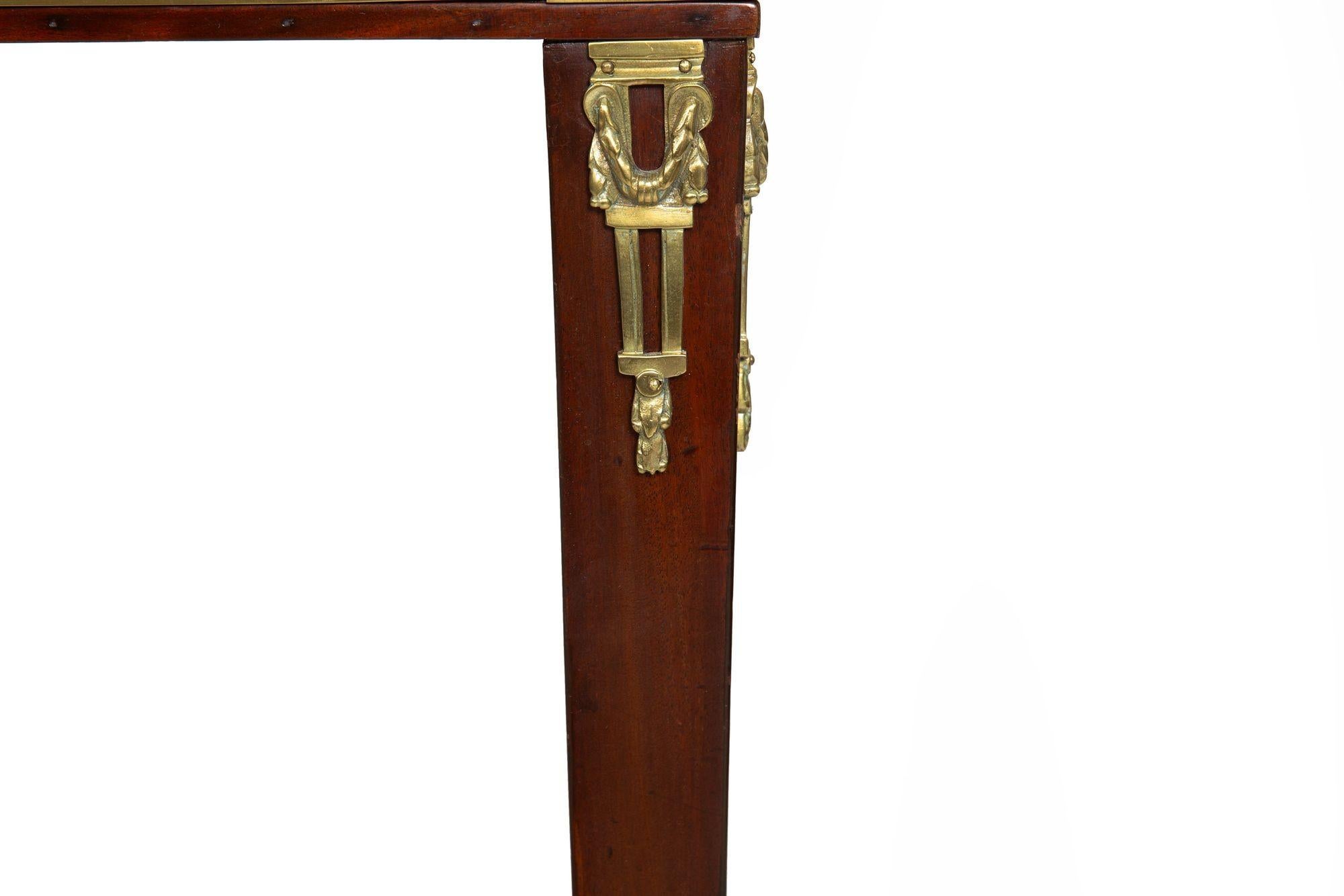 French Louis XVI Mahogany Writing Desk Tric-Trac Game Table circa 1785 For Sale 12