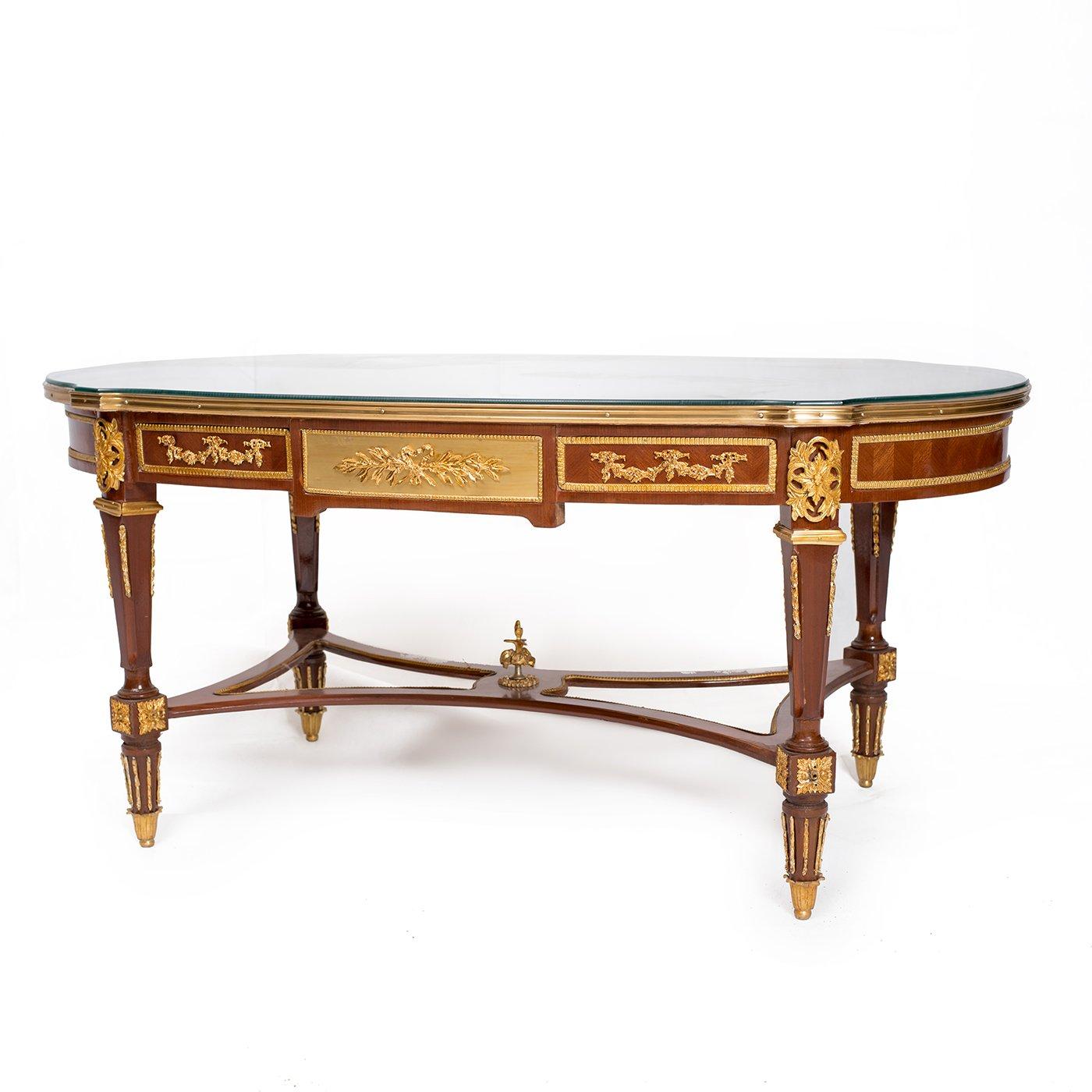 French Louis XVI Marquetry Inlaid Table (3 Set), 20th Century In Excellent Condition For Sale In London, GB