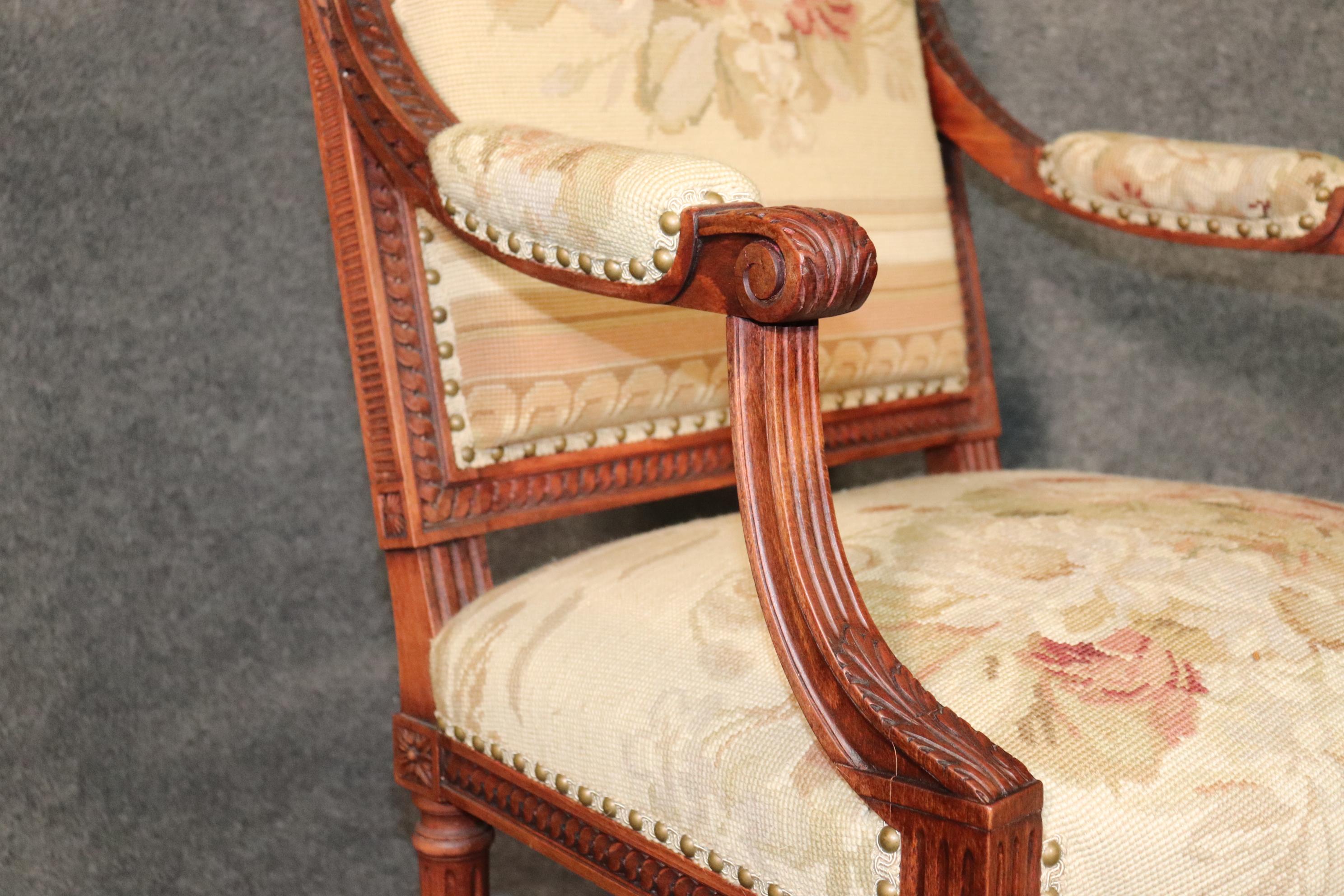 French Louis XVI Needlepoint Fauteuil Armchair in Walnut, circa 1890 For Sale 1