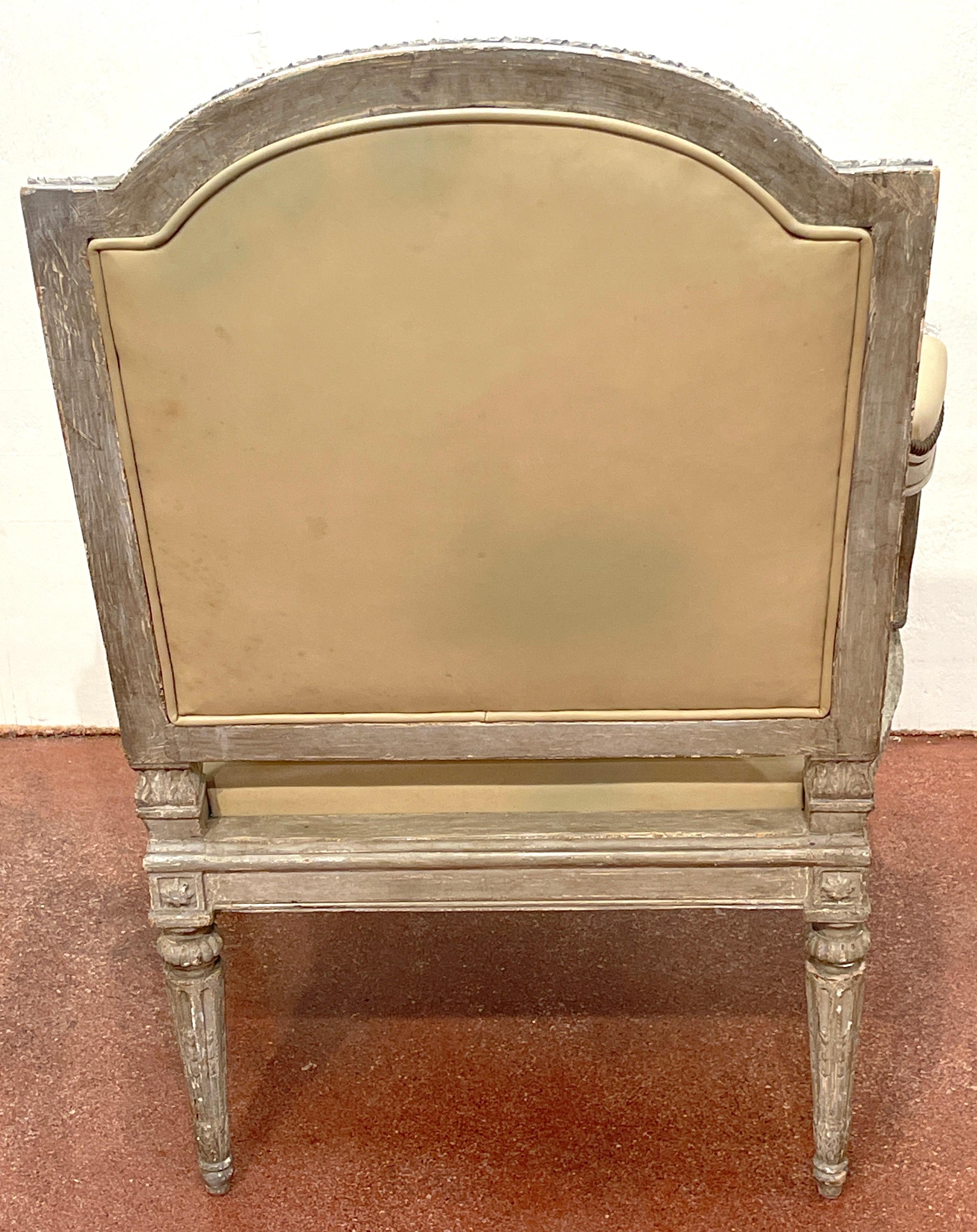 Luis XVI francés  Estilo Neoclásico Plateado  Piel  Sillón / Bergere en venta 3