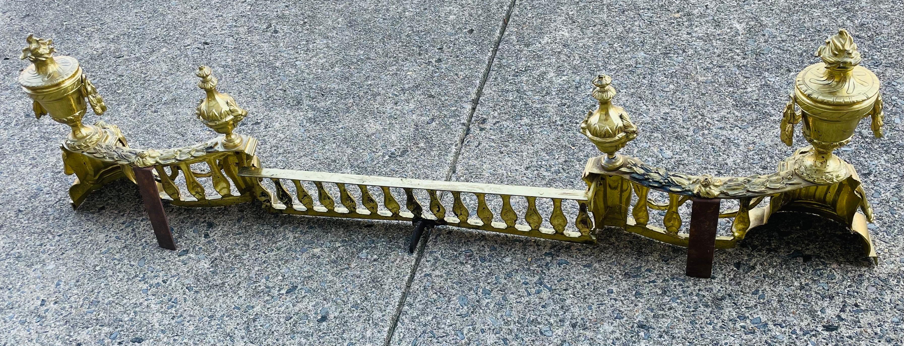 French Louis XVI Neoclassical Urn Lion Head Brass Fireplace Chenets & Fender Set For Sale 8