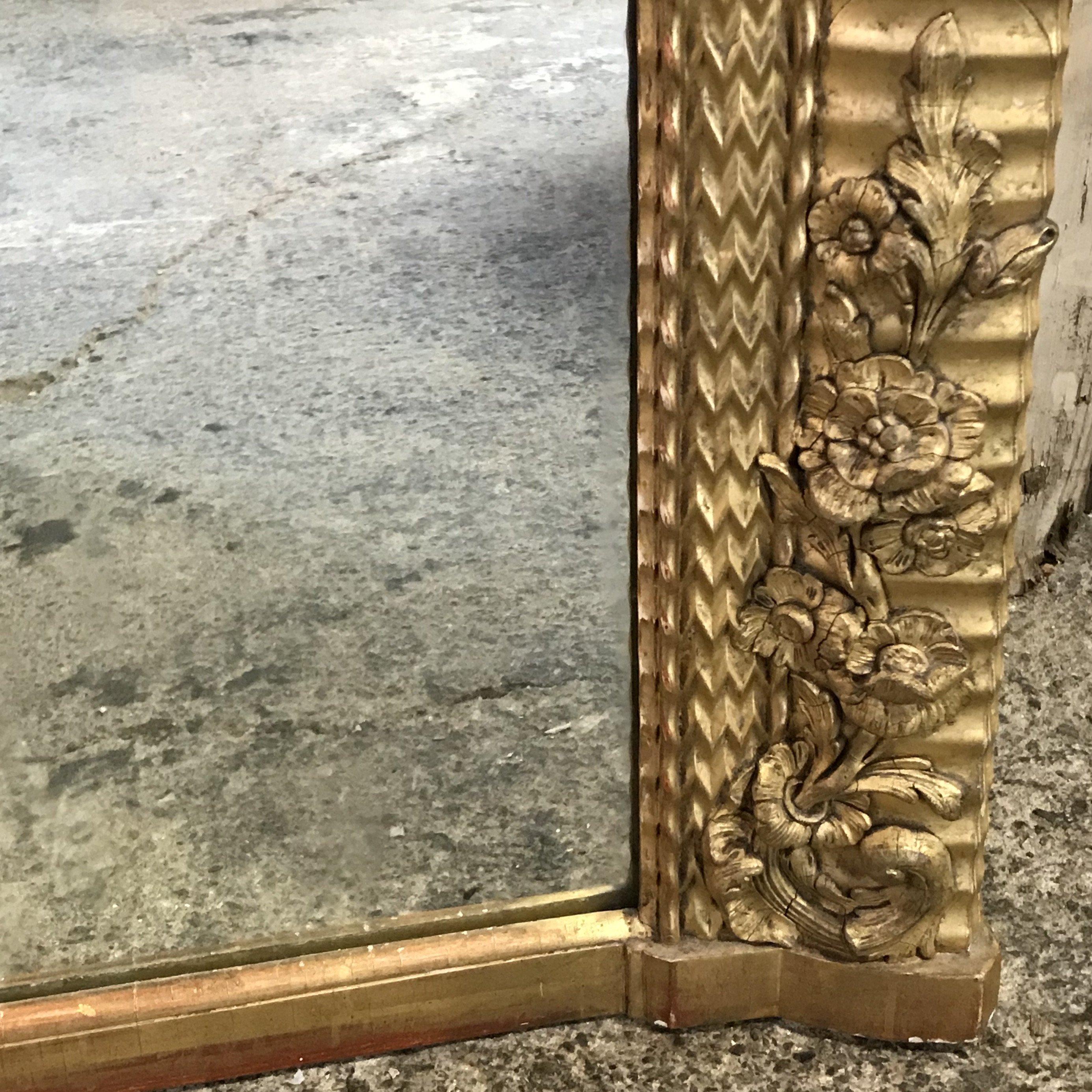 French Louis XVI Ornate Carved Gold Gilt French Tall Mirror In Good Condition In Hopewell, NJ
