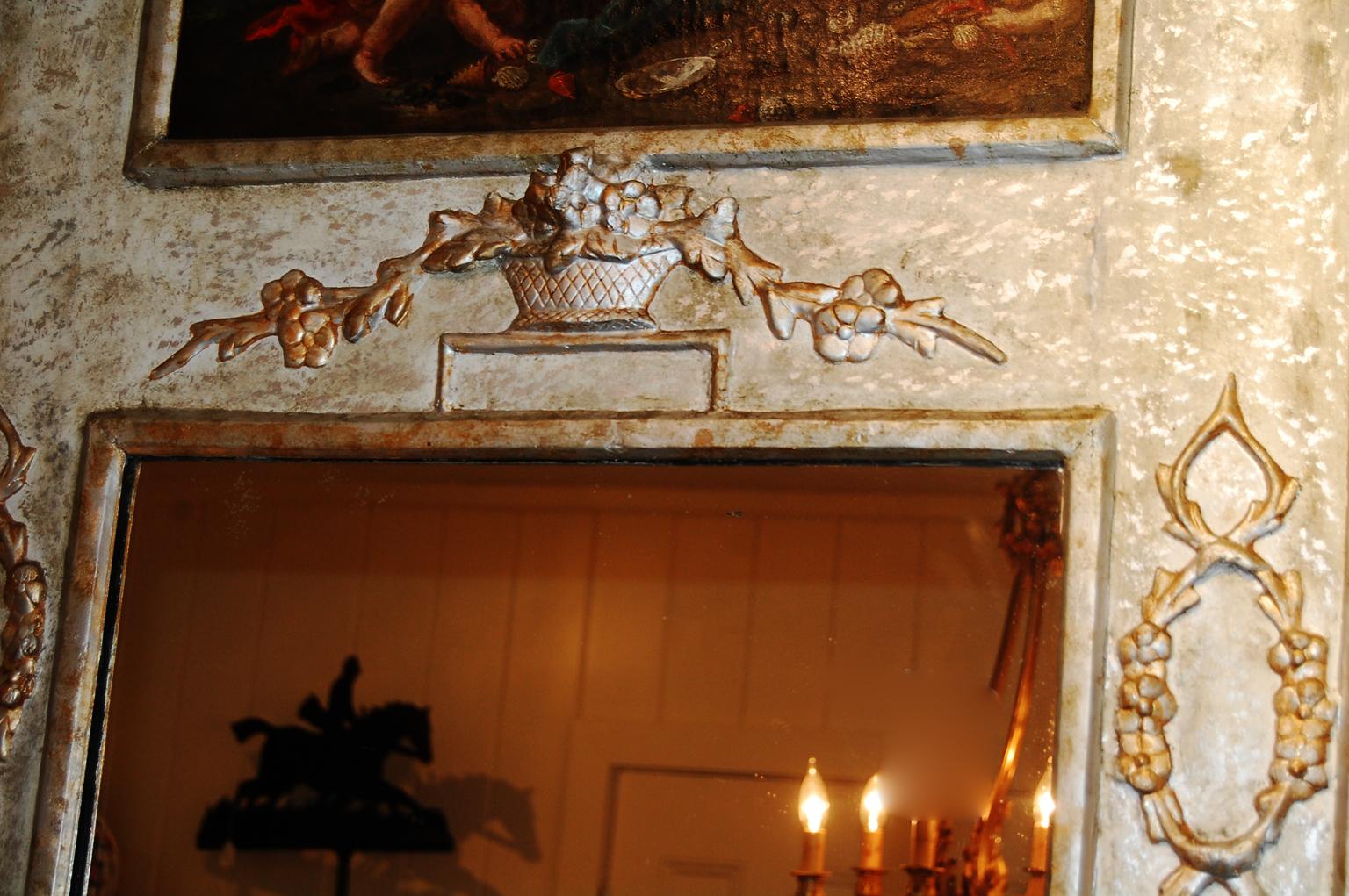 Französisch Louis XVI gemalt Trumeau Spiegel mit Classic Ölgemälde auf Leinwand (Louis XVI.) im Angebot
