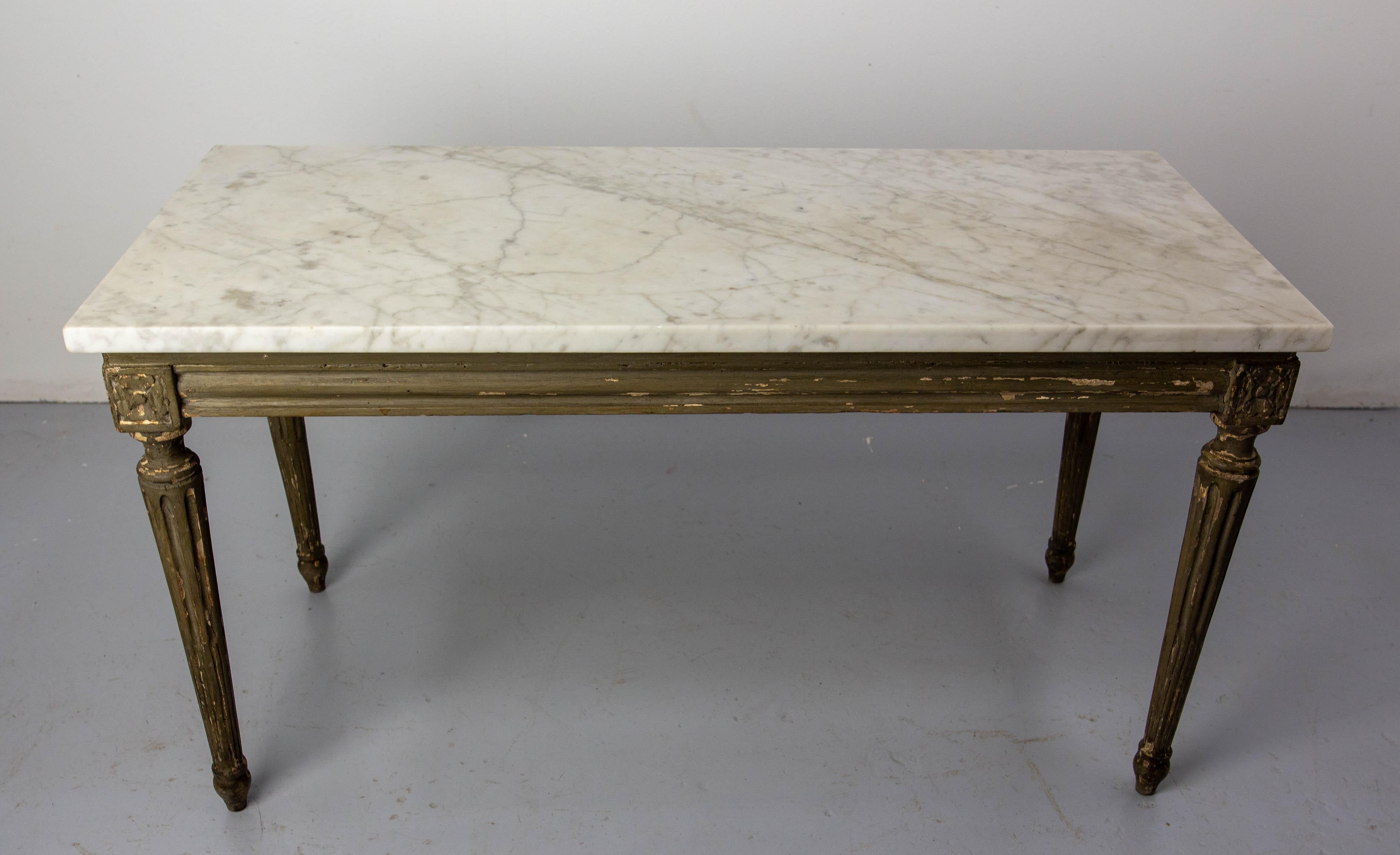 French Louis XVI Painted Wood & Marble Top Coffee Table, late 19th Century For Sale 3