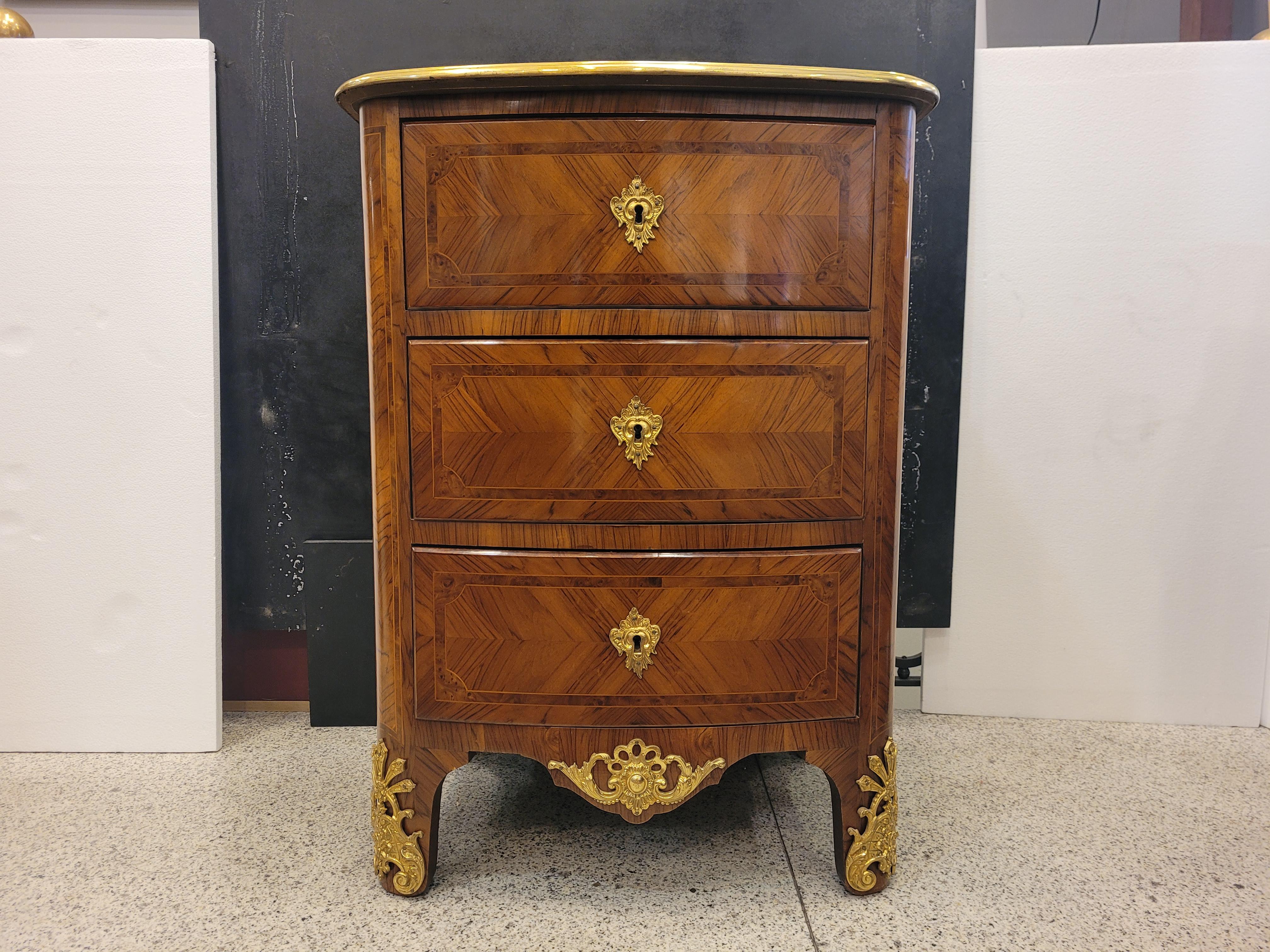 Early 19th Century French Louis XVI Pair of Chest of Drawers, Commodes, Wood and Ormolu