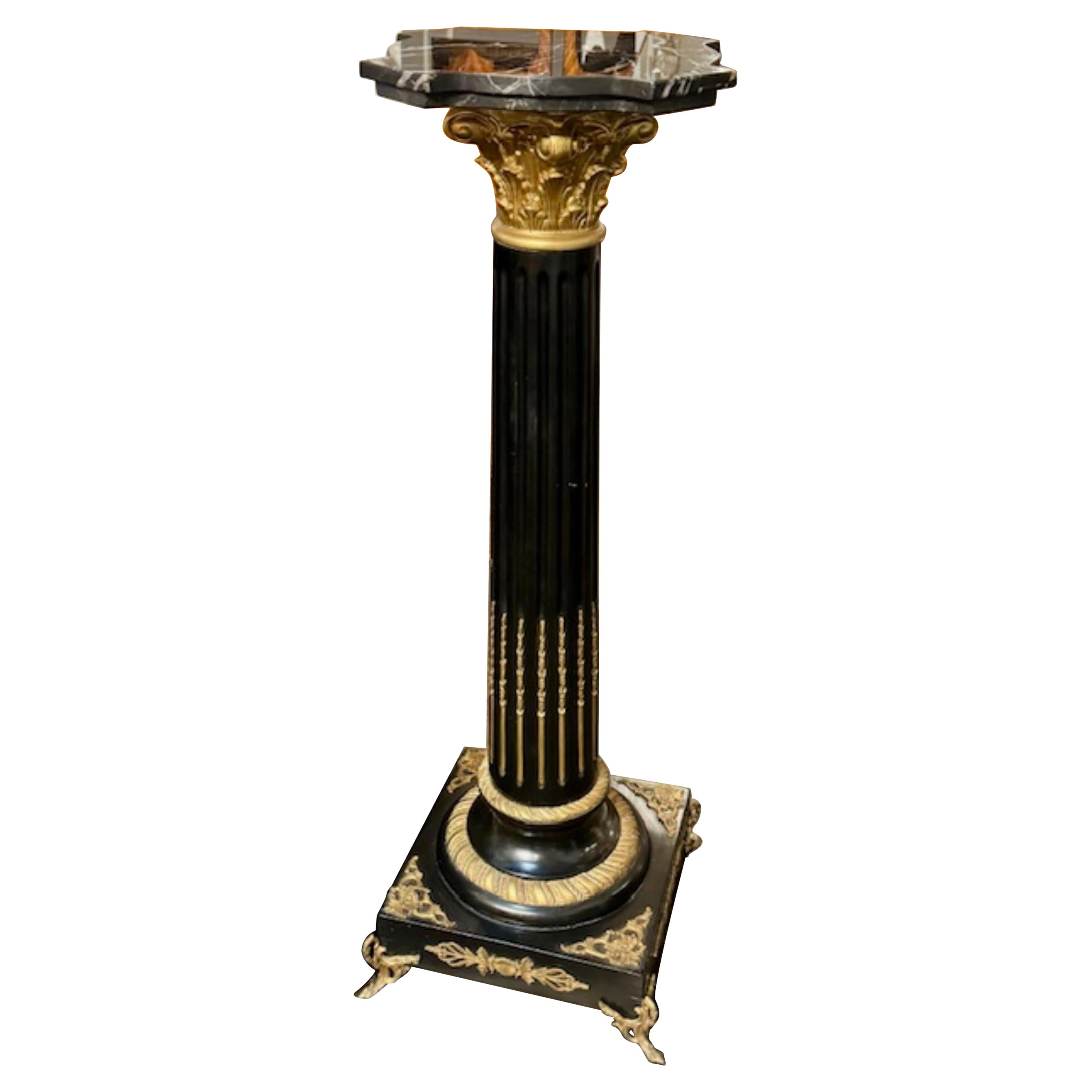 Französisches Louis XVI Pedestal im Angebot