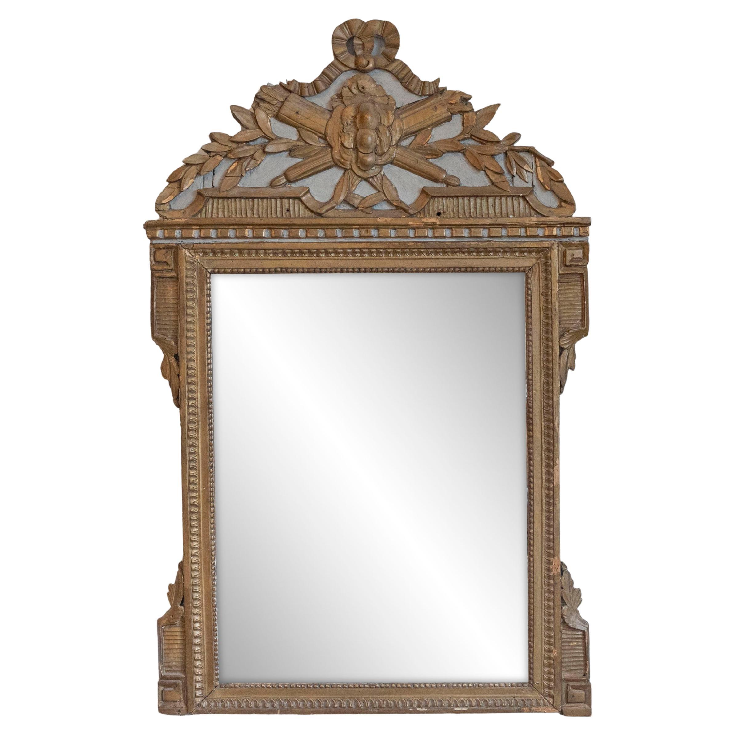 Miroir peint et doré d'époque Louis XVI des années 1770 avec carquois et flèches