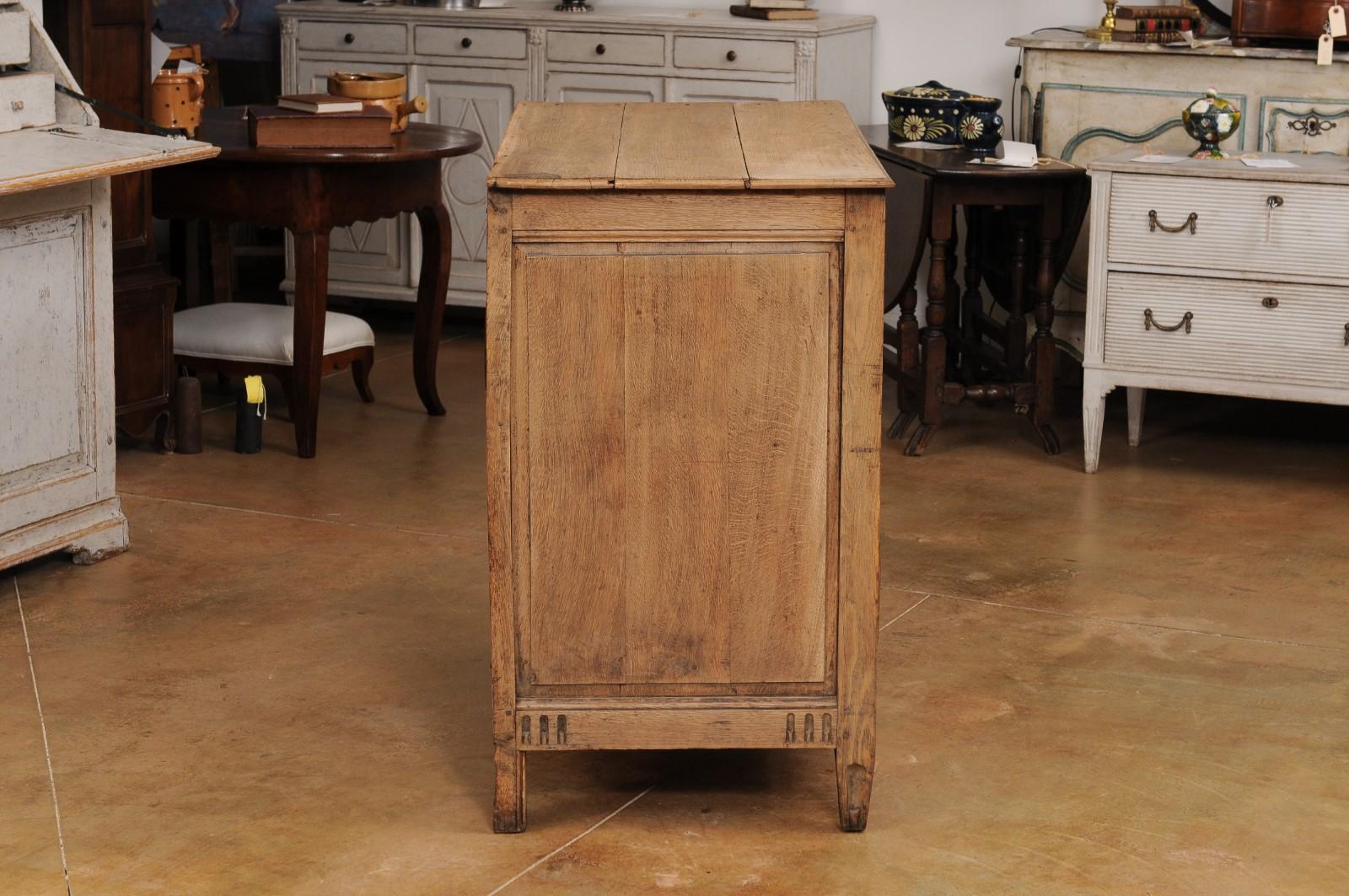 French Louis XVI Period 1790s Bleached Oak Commode with Geometric Décor 3