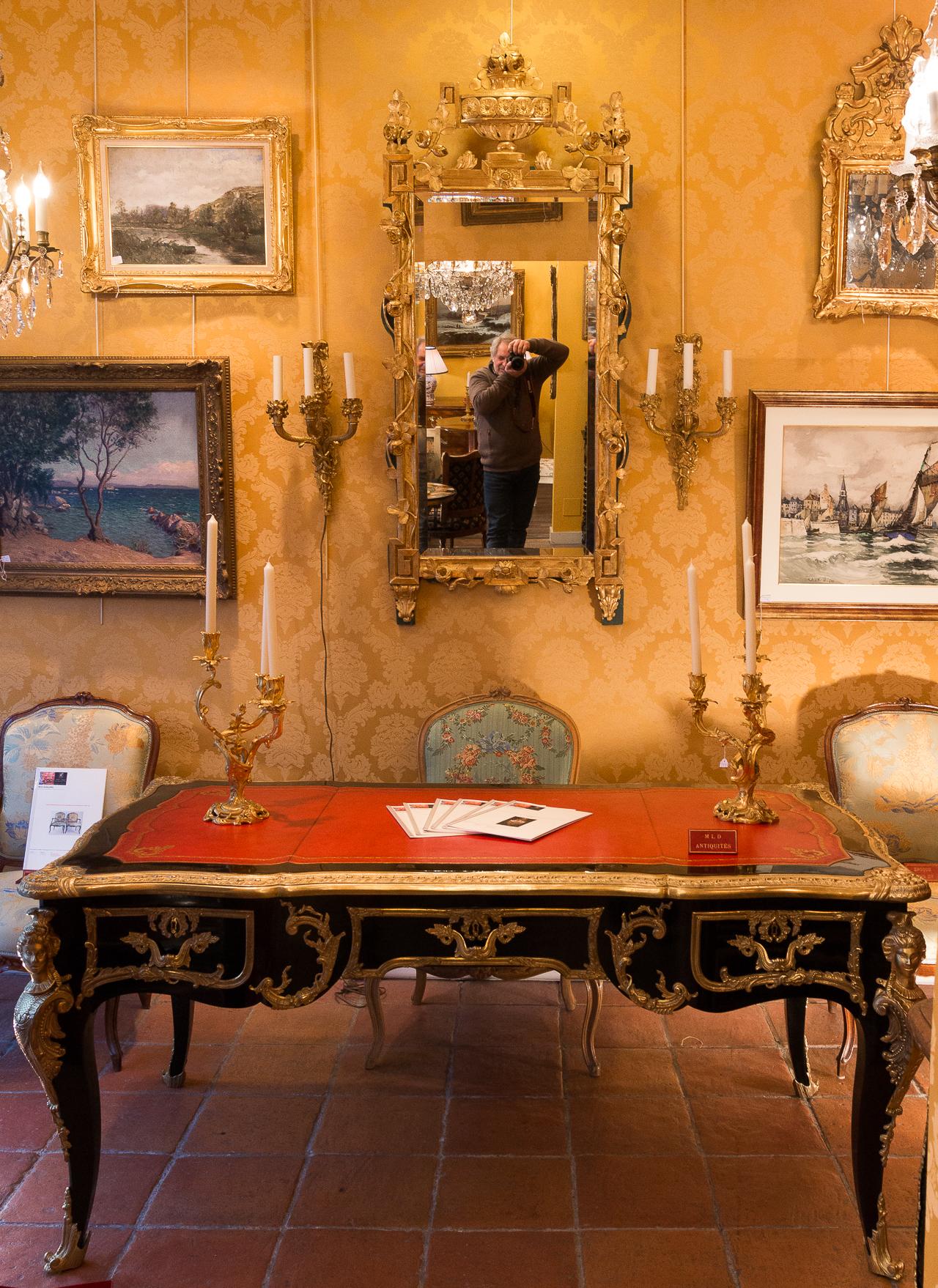 French Louis XVI Period Giltwood and lacquered Front Top Mirror, circa 1780 8