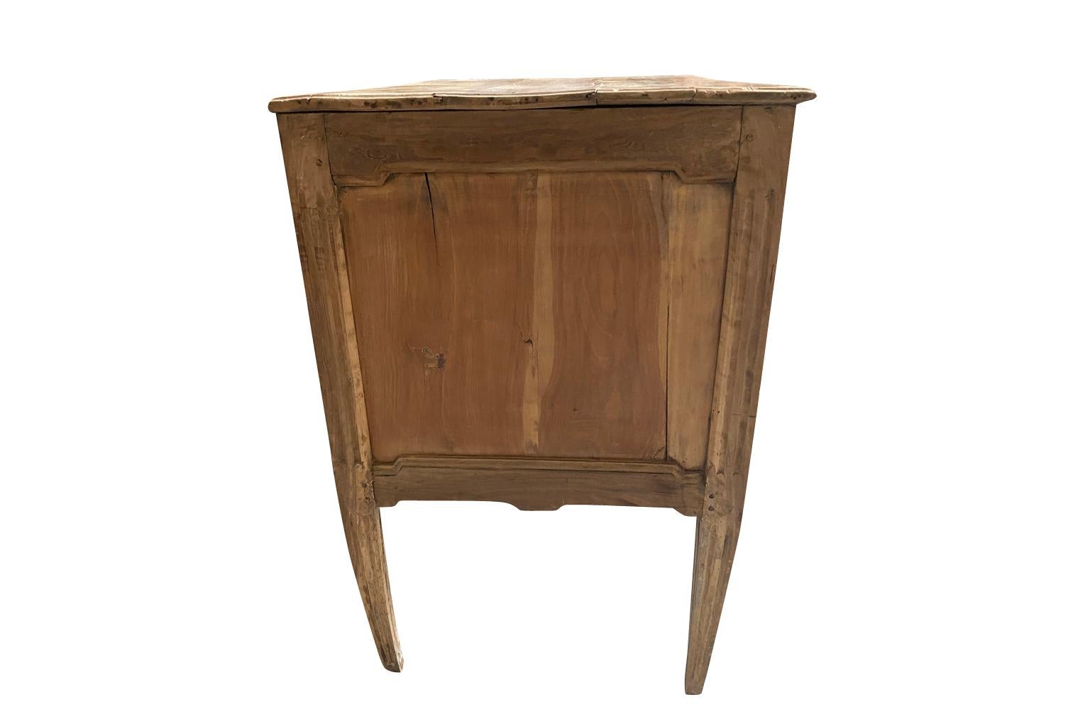 French Louis XVI Period Sauteuse Commode For Sale 3