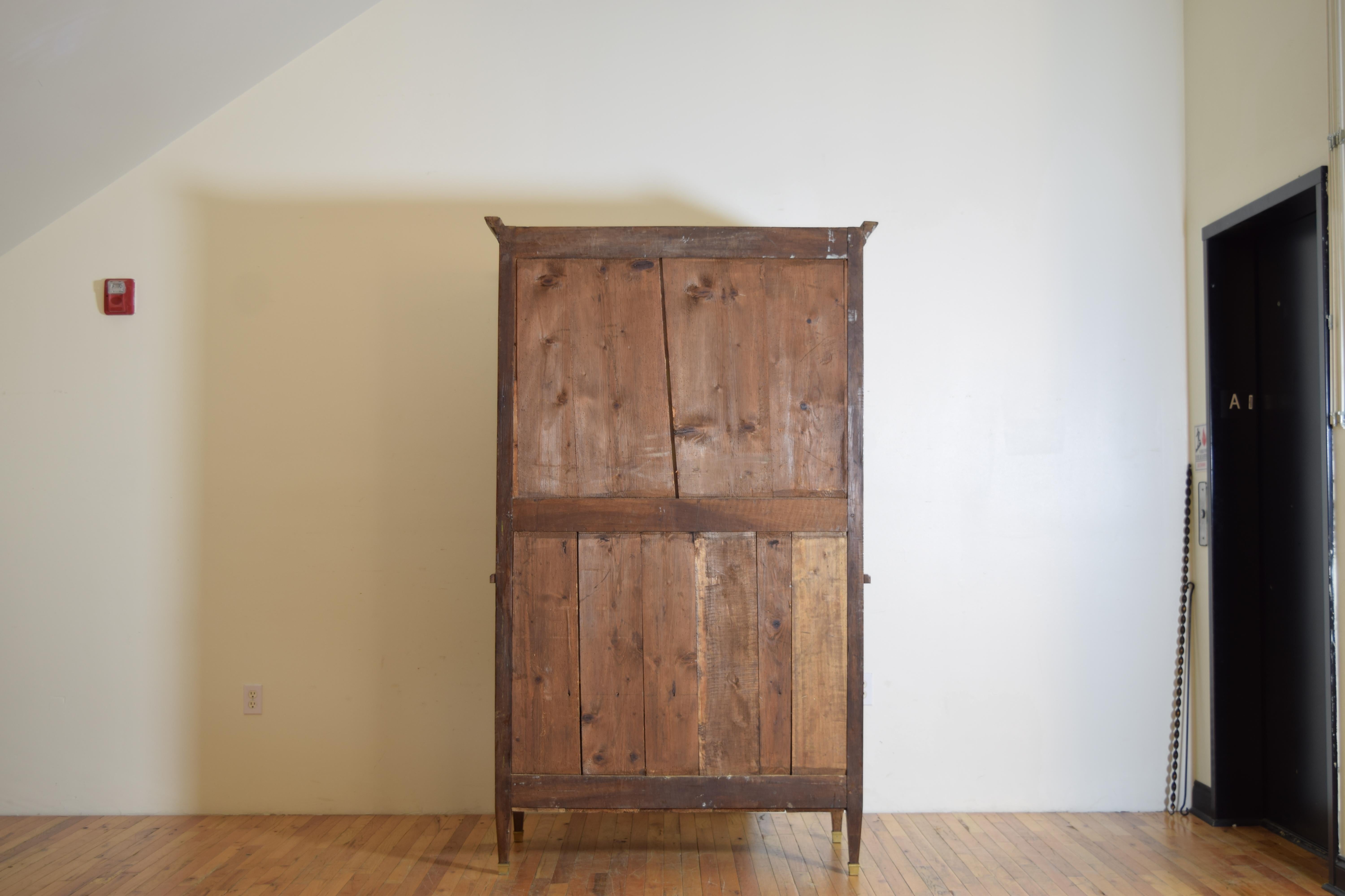 French Louis XVI Period Walnut Lit en Bibliotheque, ca. 1780 For Sale 12