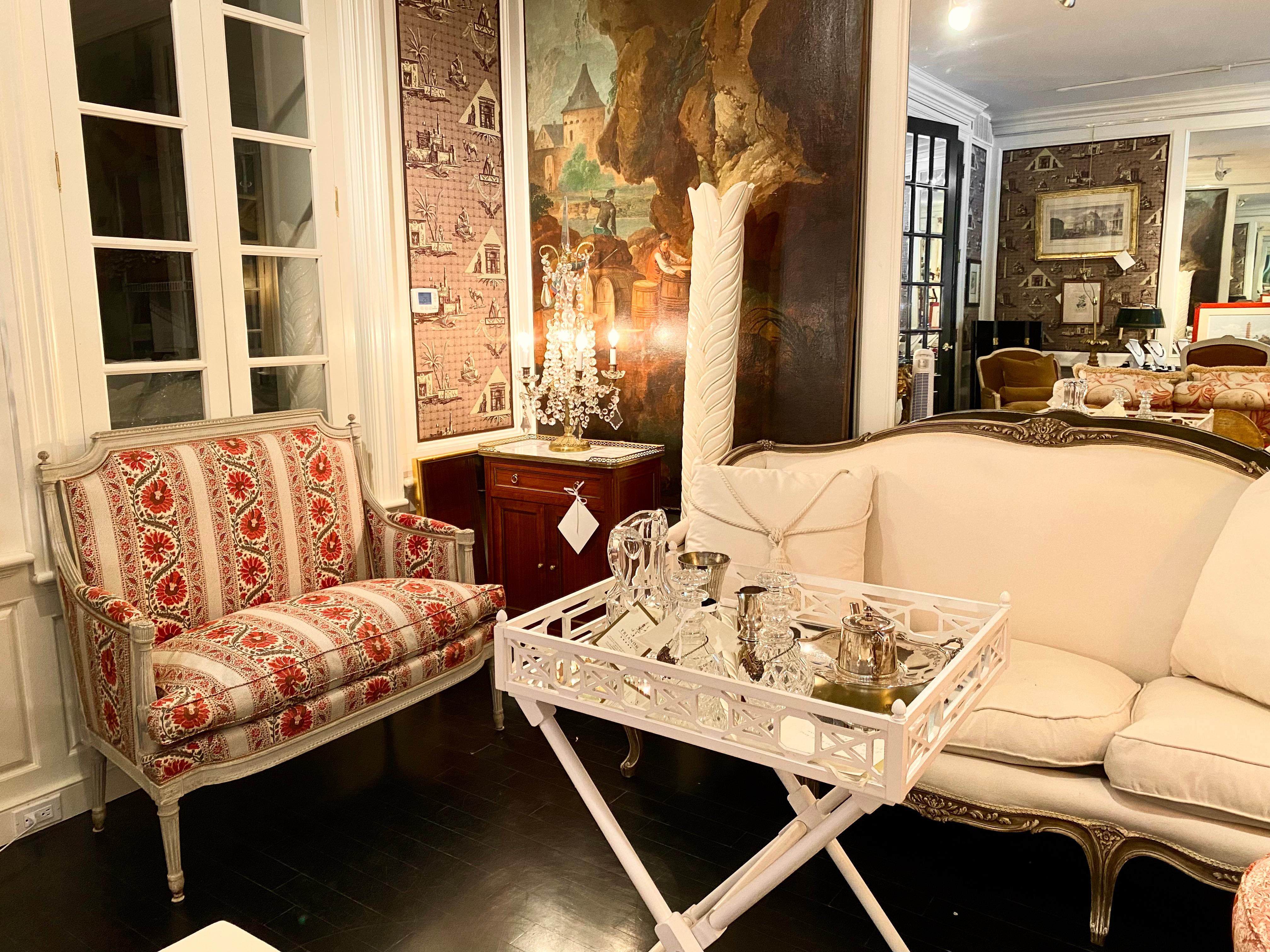 Französisches Louis XVI-Sofa im provenzalischen Stil, 18. im Angebot 13
