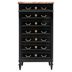 Commodes and Chests of Drawers