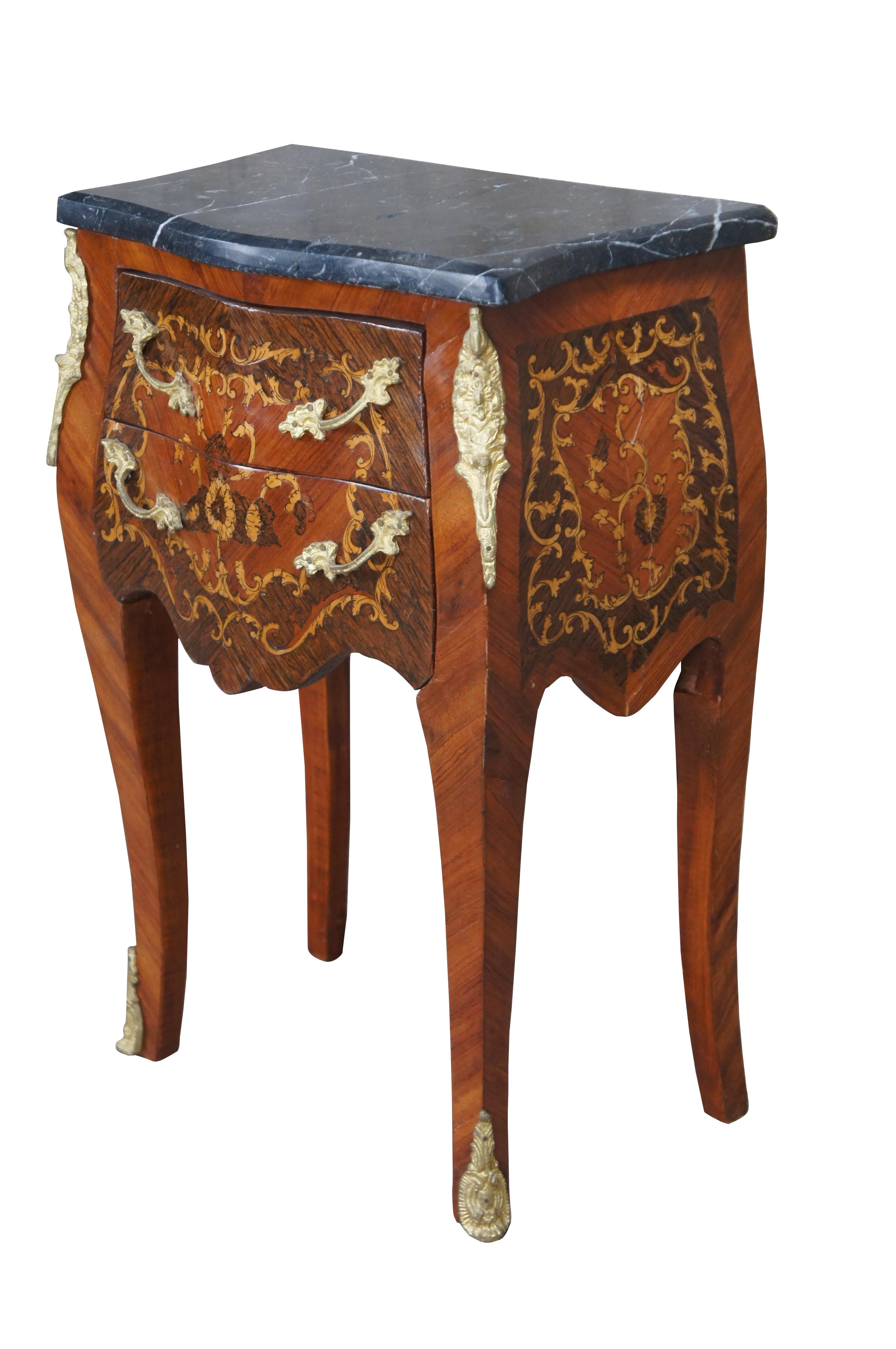 French Louis XVI Serpentine Walnut Bombe Marble Commode Nightstand Petite Chest In Distressed Condition For Sale In Dayton, OH