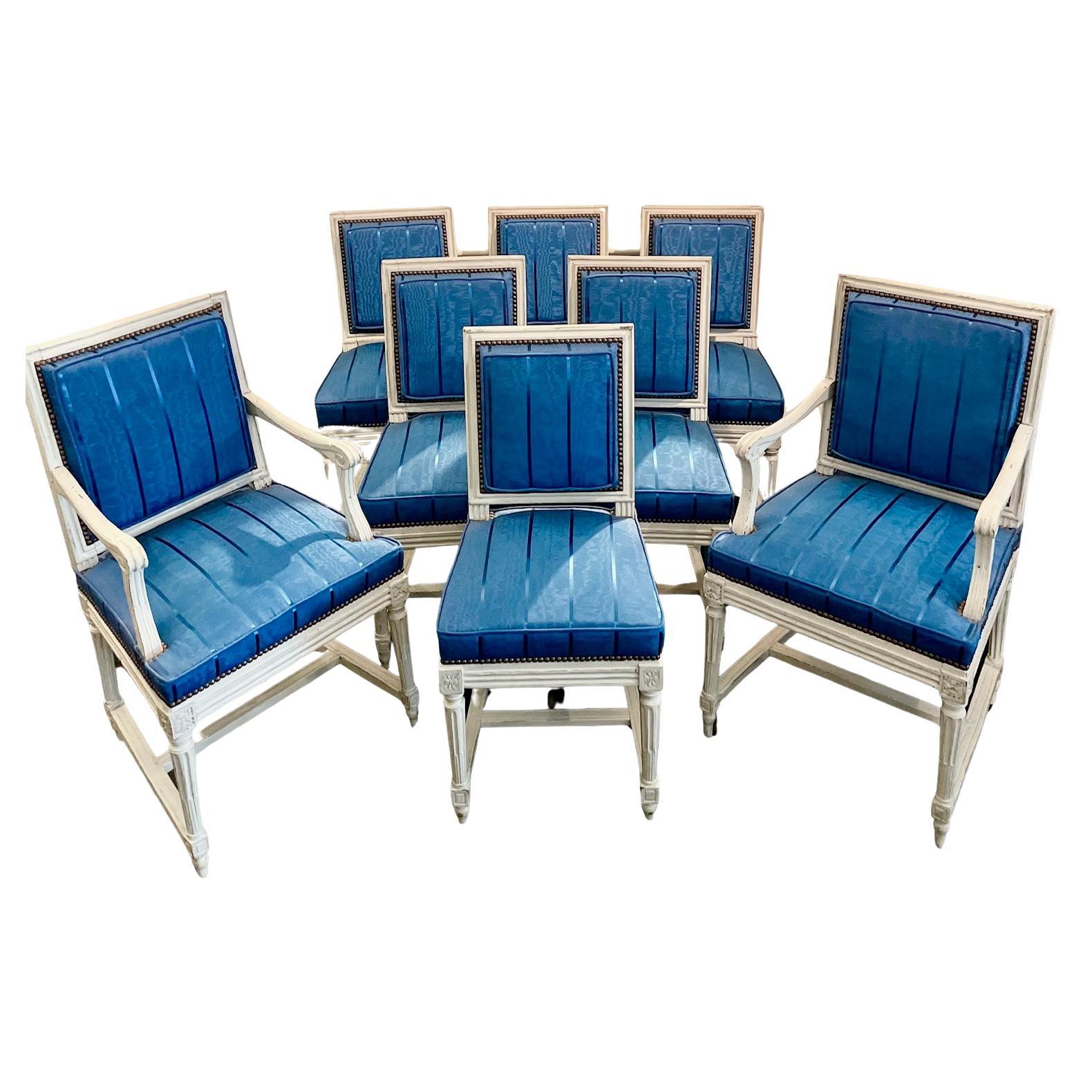 French Louis XVI Set of 6 Chairs and 2 Armchairs in Blue For Sale