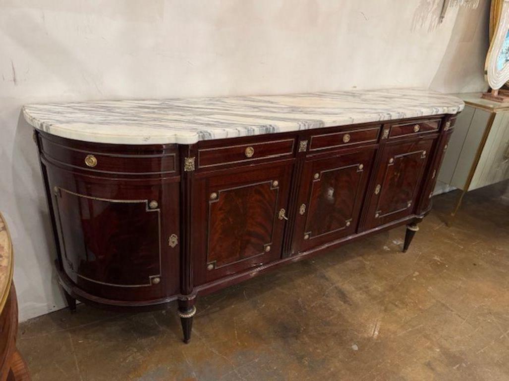 French Louis XVI Sideboard In Good Condition For Sale In Dallas, TX