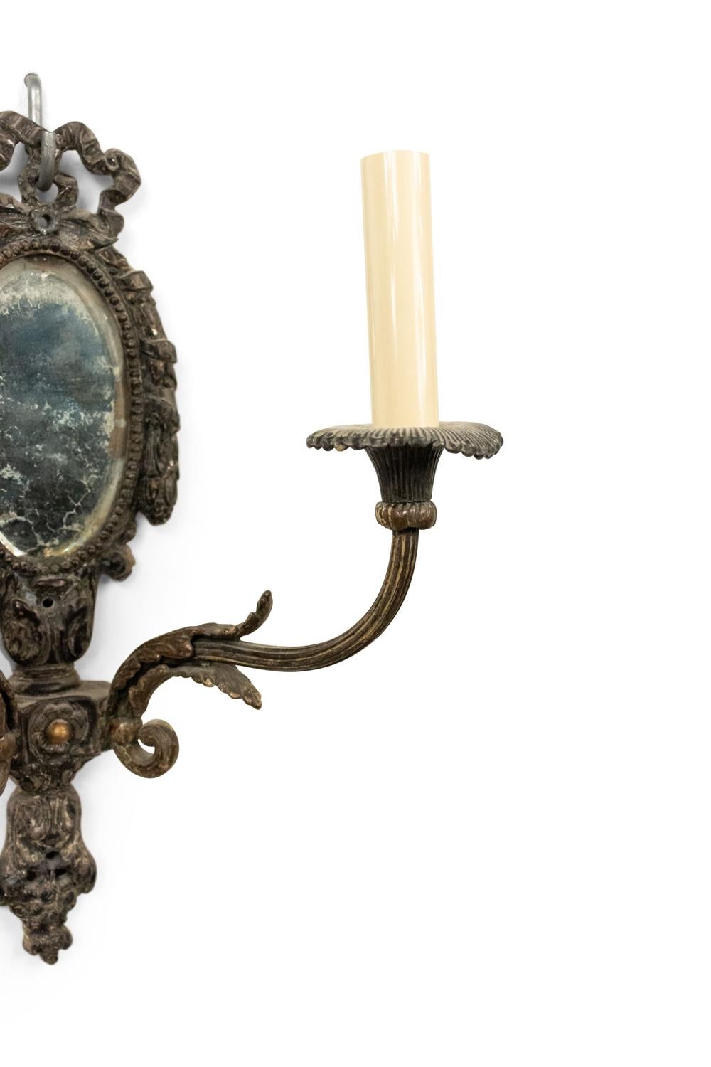 Französisch Louis XVI Silber Platte verspiegelte Wandleuchter (19. Jahrhundert) im Angebot