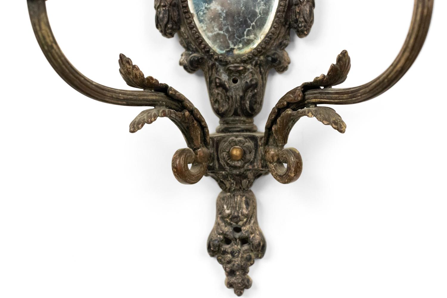 Französisch Louis XVI Silber Platte verspiegelte Wandleuchter im Angebot 2