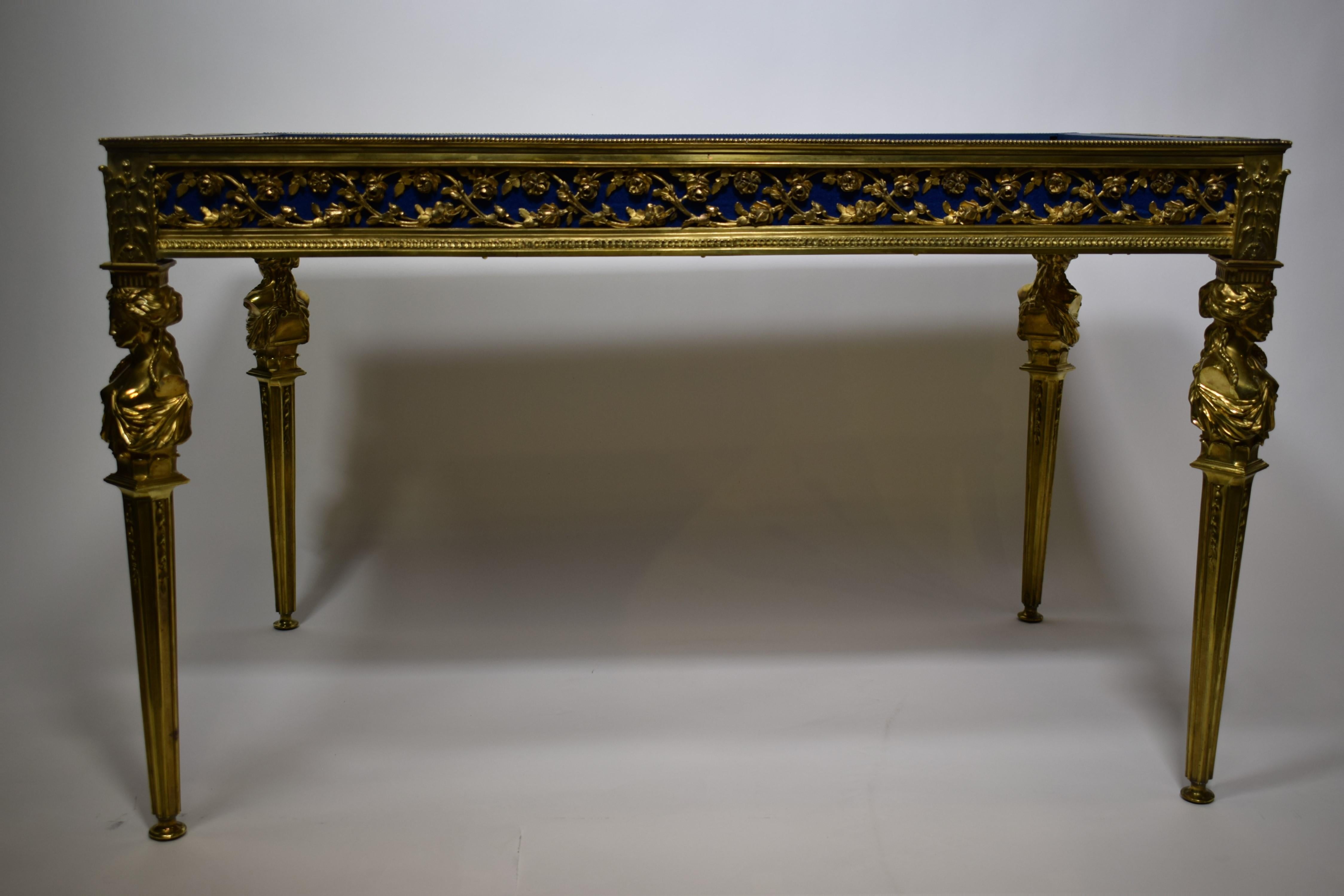 French Louis XVI Solid Bronze Vitrine Table In Good Condition For Sale In Atlanta, GA