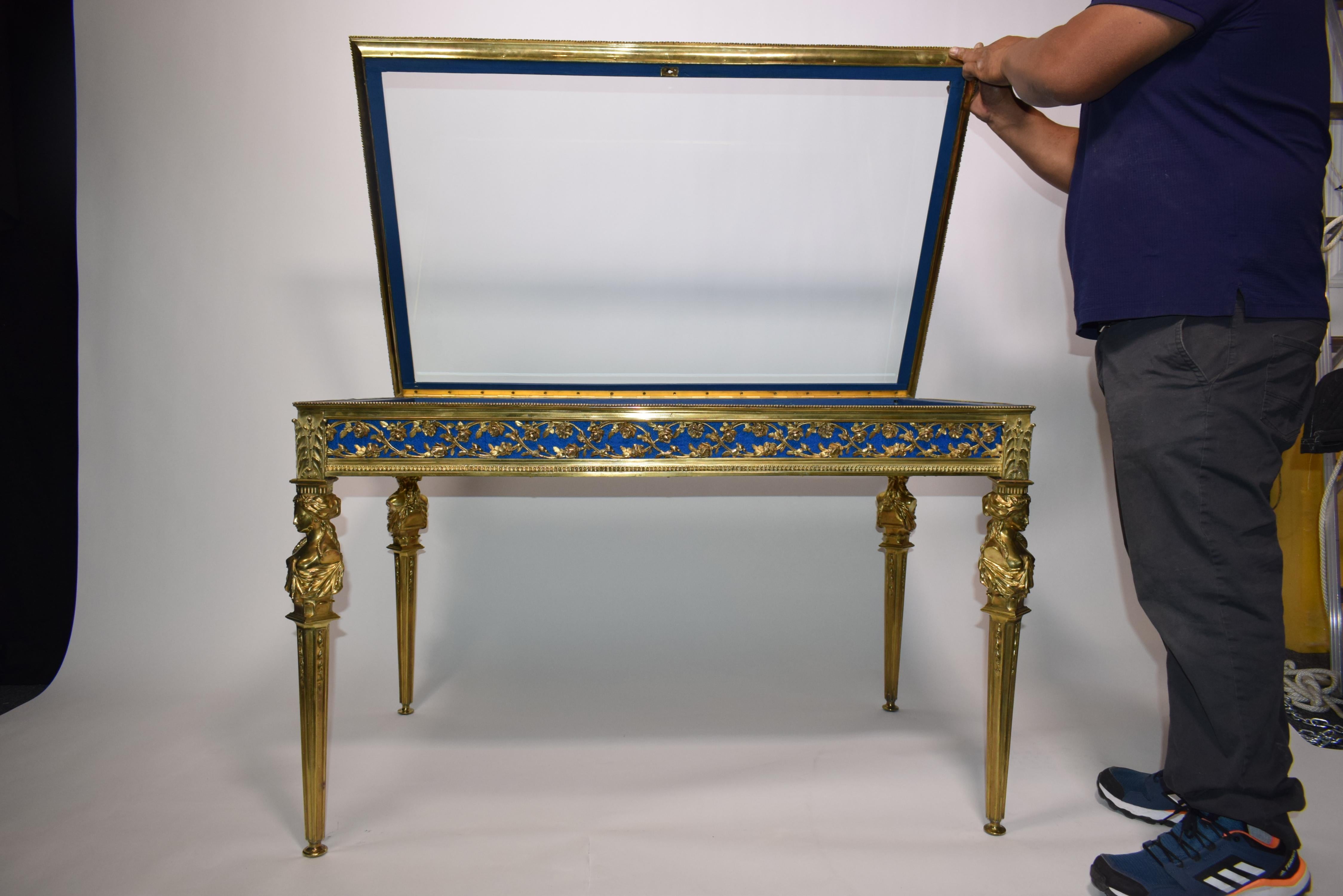 Felt French Louis XVI Solid Bronze Vitrine Table For Sale
